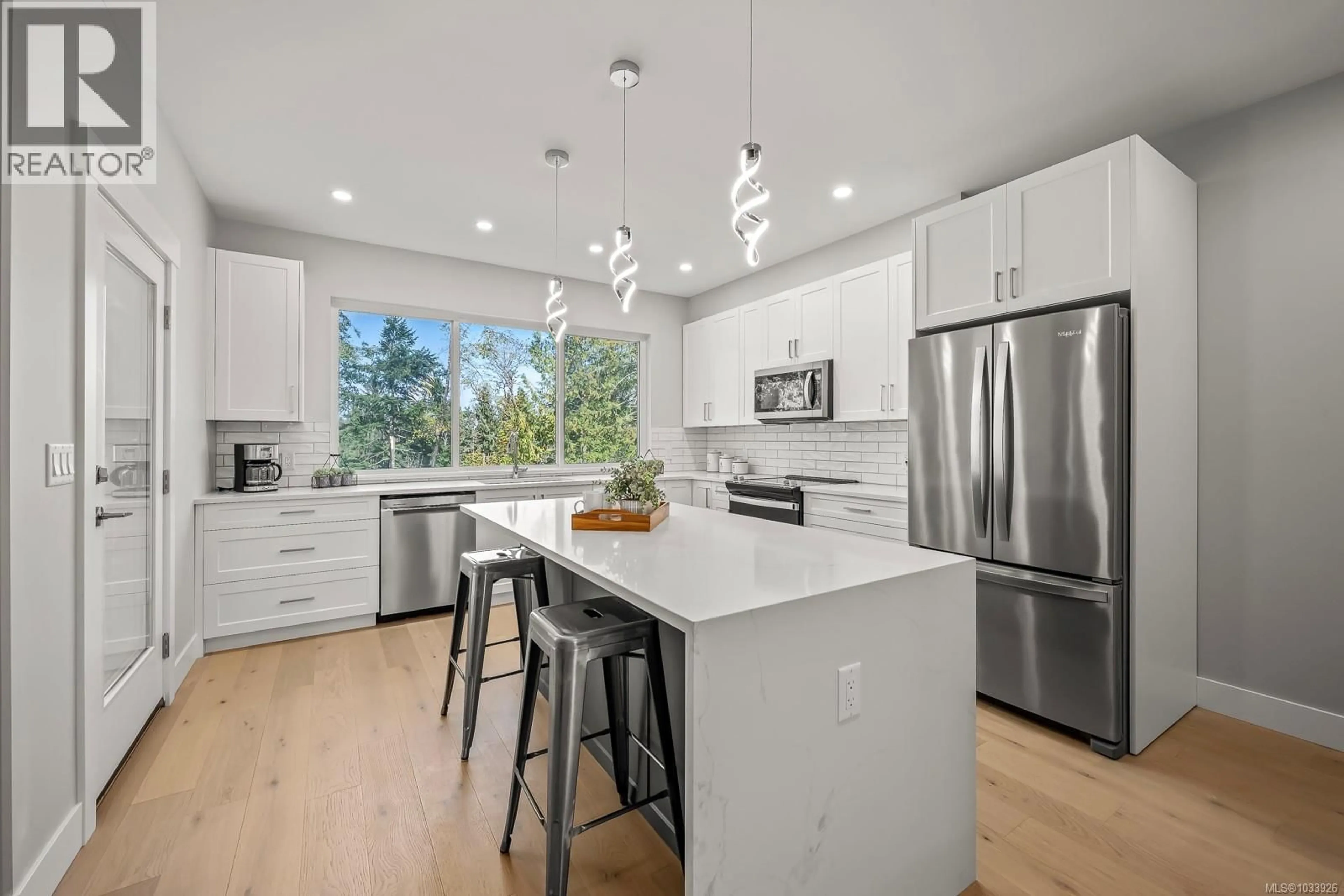 Open concept kitchen, unknown for 3240 KLANAWA CRESCENT, Courtenay British Columbia V9N0H4