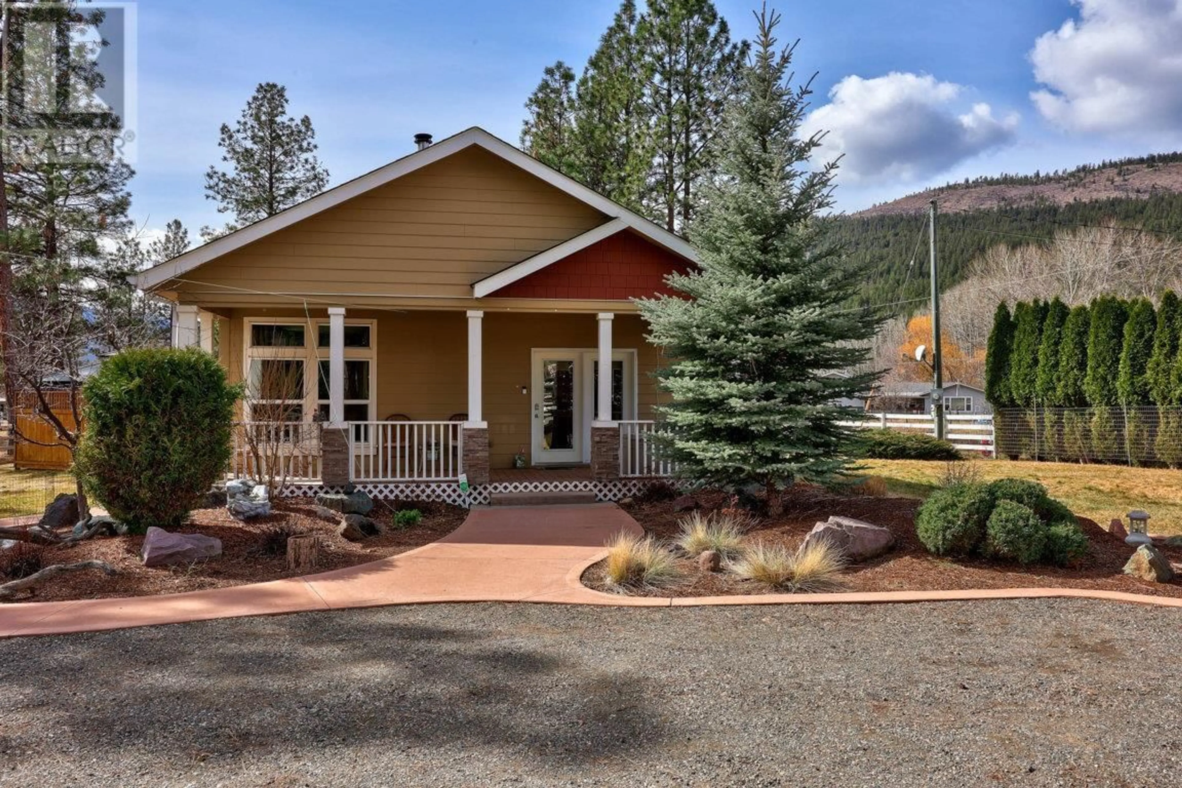 Home with vinyl exterior material, mountain view for 2522 CORKLE STREET, Merritt British Columbia V0K1Y0