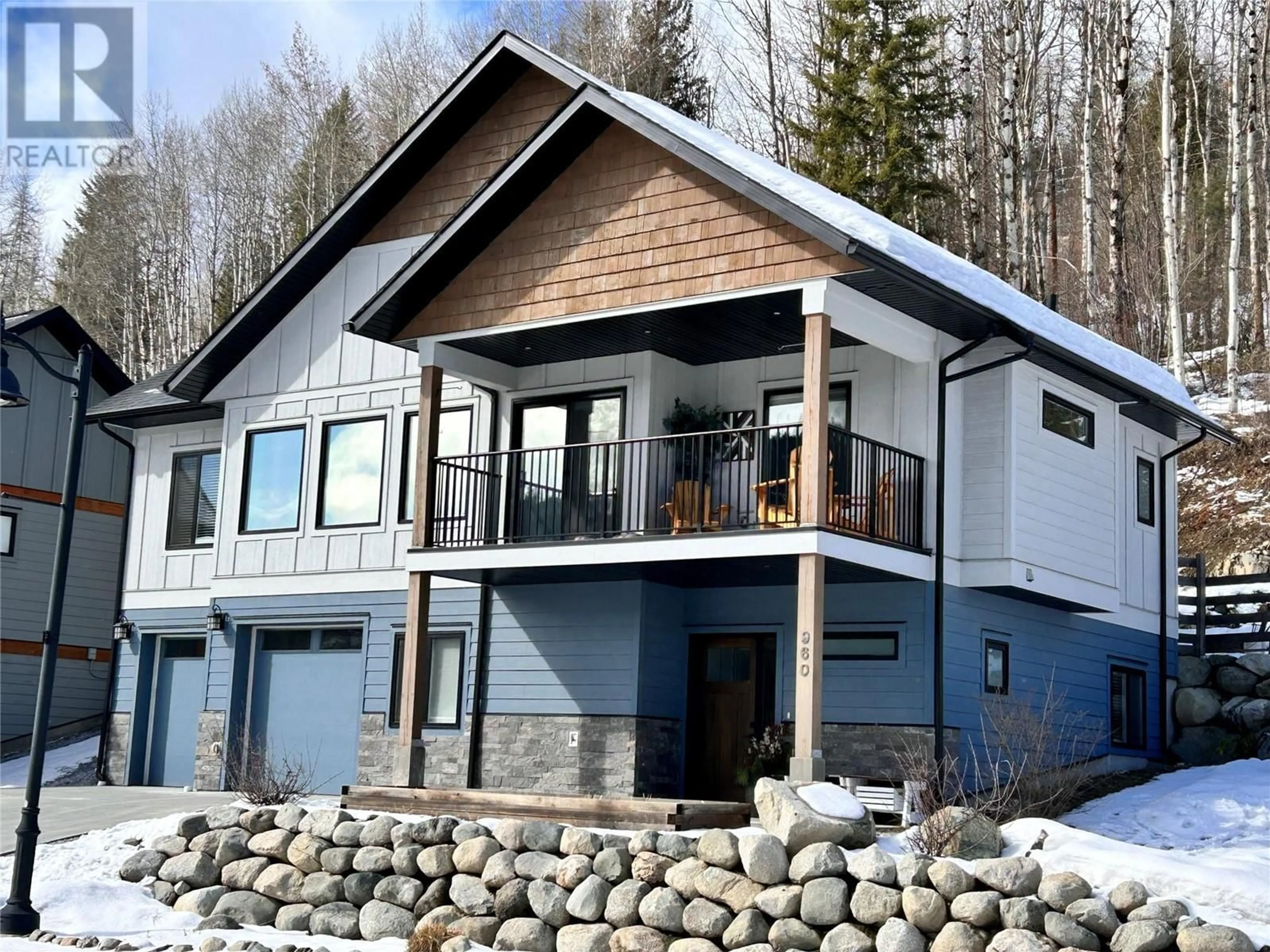 Home with vinyl exterior material, mountain view for 960 REDSTONE DRIVE, Rossland British Columbia V0G1Y0