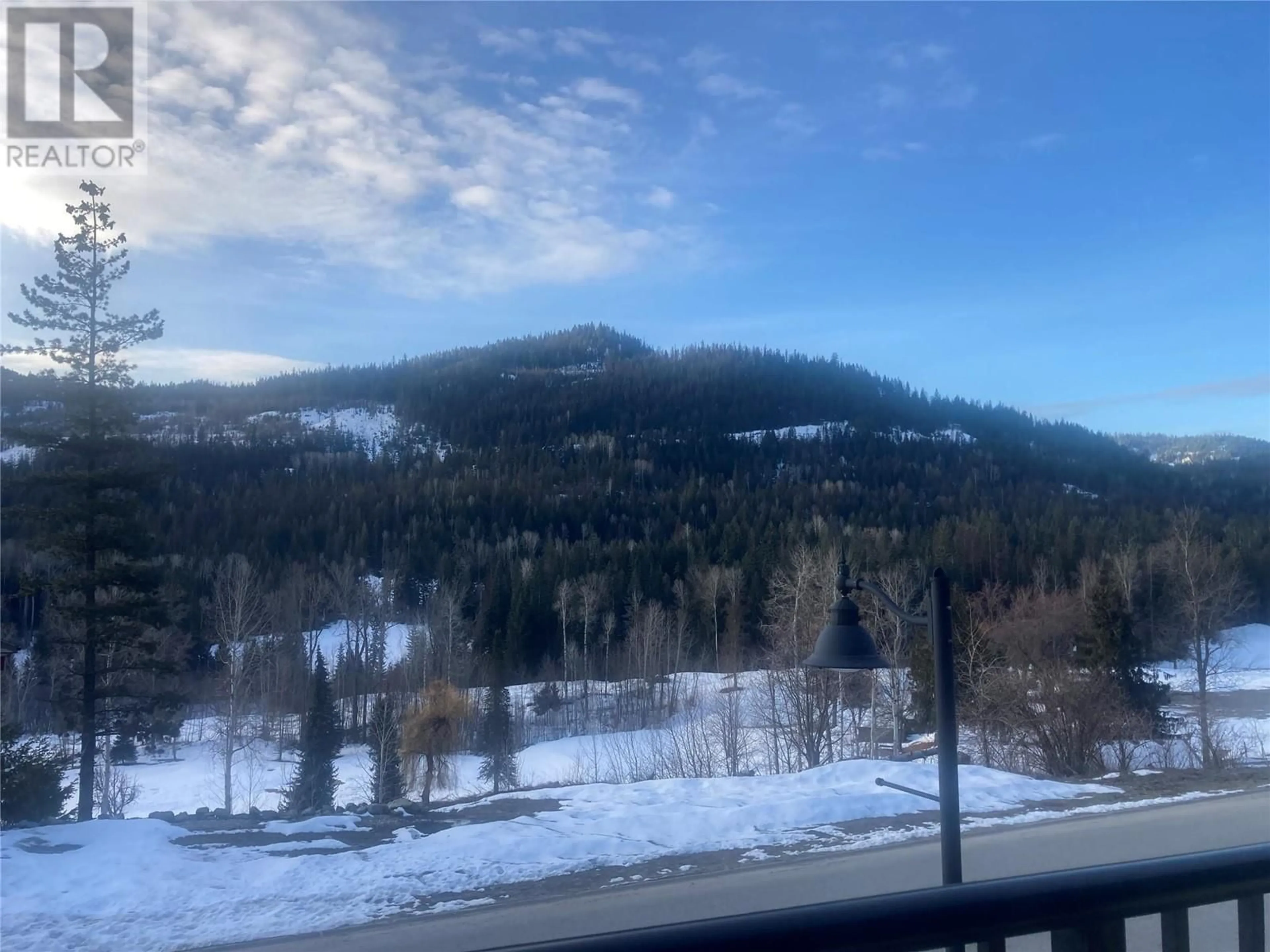 Blurry image for 960 REDSTONE DRIVE, Rossland British Columbia V0G1Y0