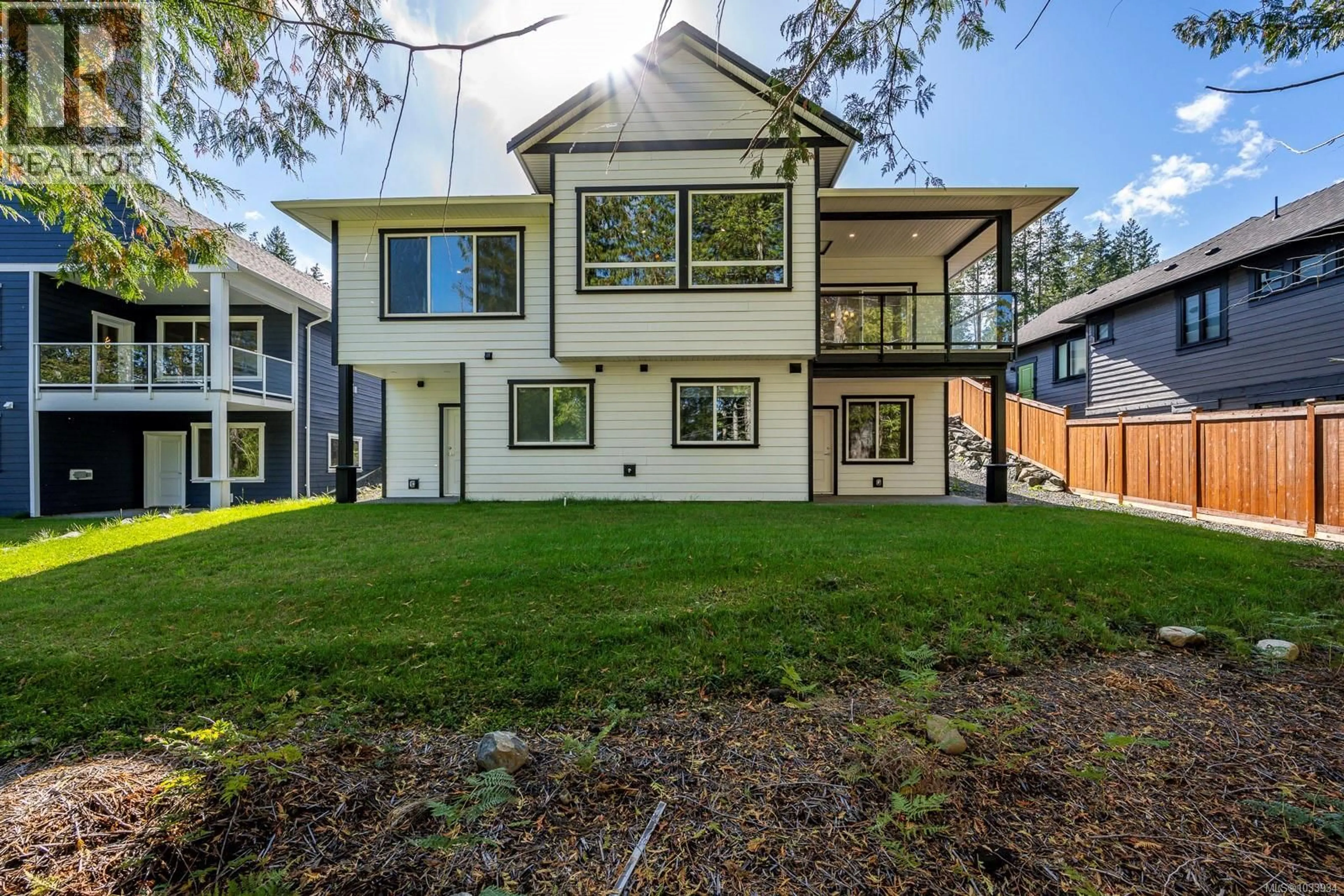 Unknown for 3236 KLANAWA CRESCENT, Courtenay British Columbia V9N0H4