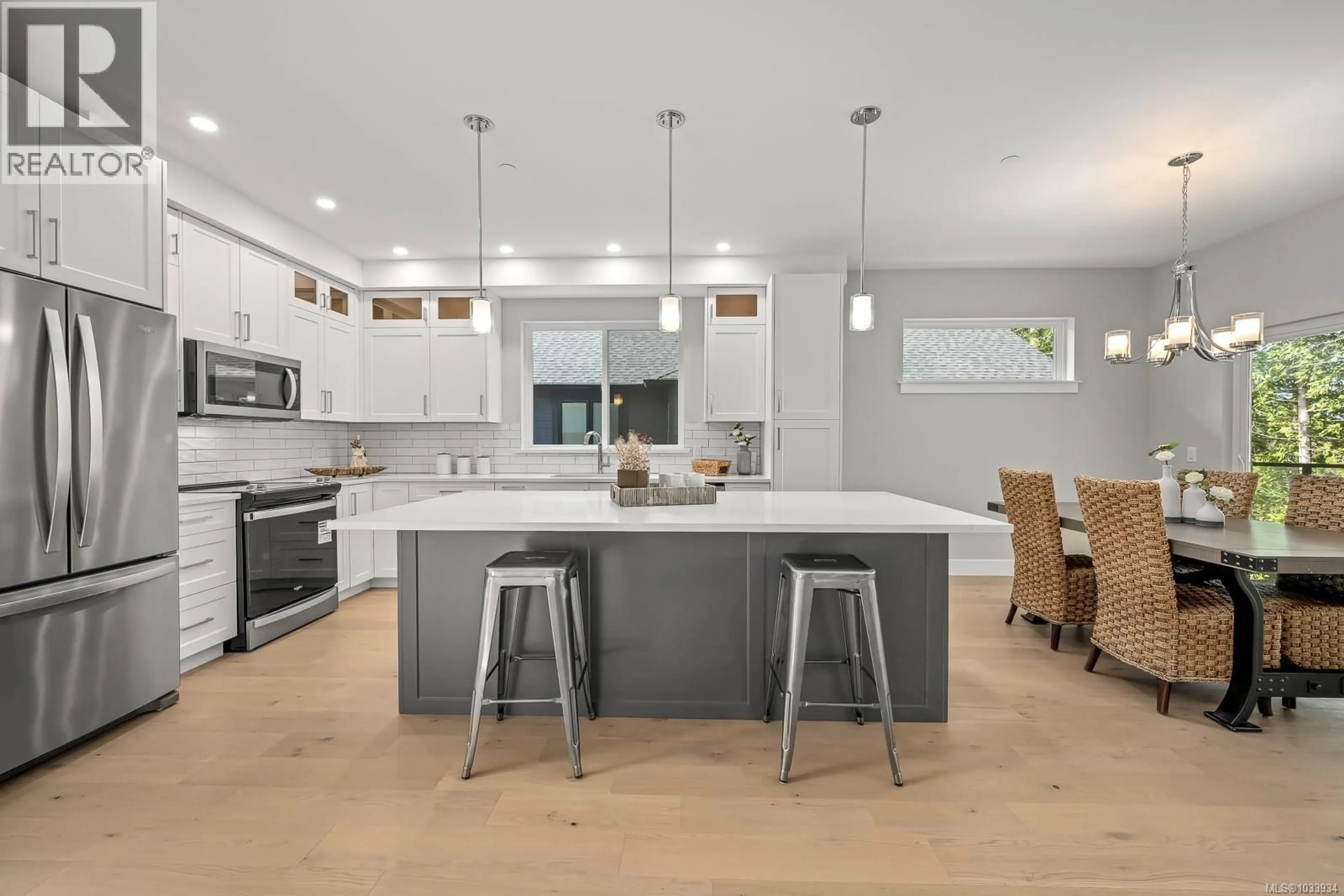 Open concept kitchen, ceramic/tile floor for 3236 KLANAWA CRESCENT, Courtenay British Columbia V9N0H4