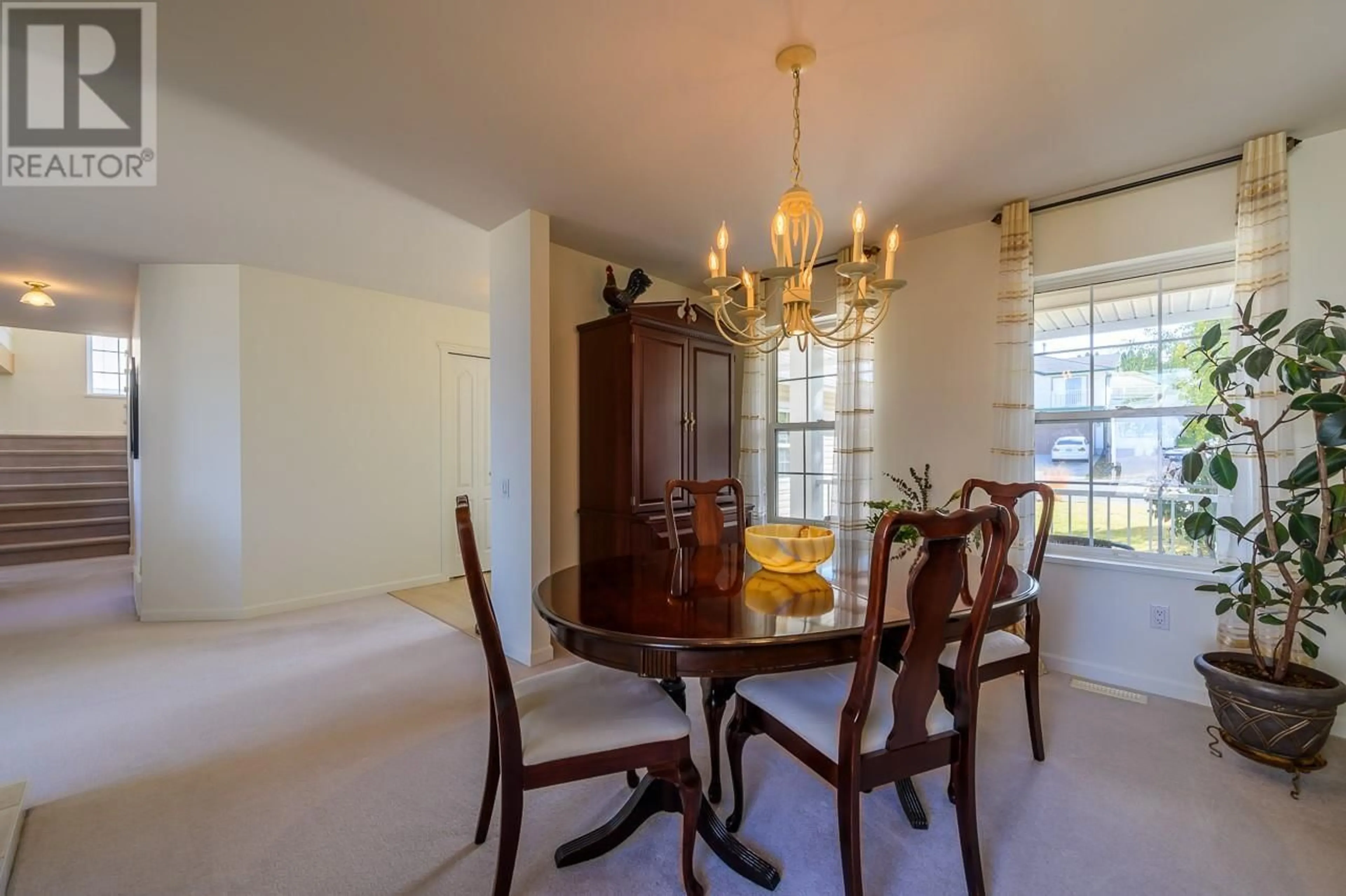 Dining room, unknown for 992 CANONGATE CRESCENT, Kamloops British Columbia V1S1W8