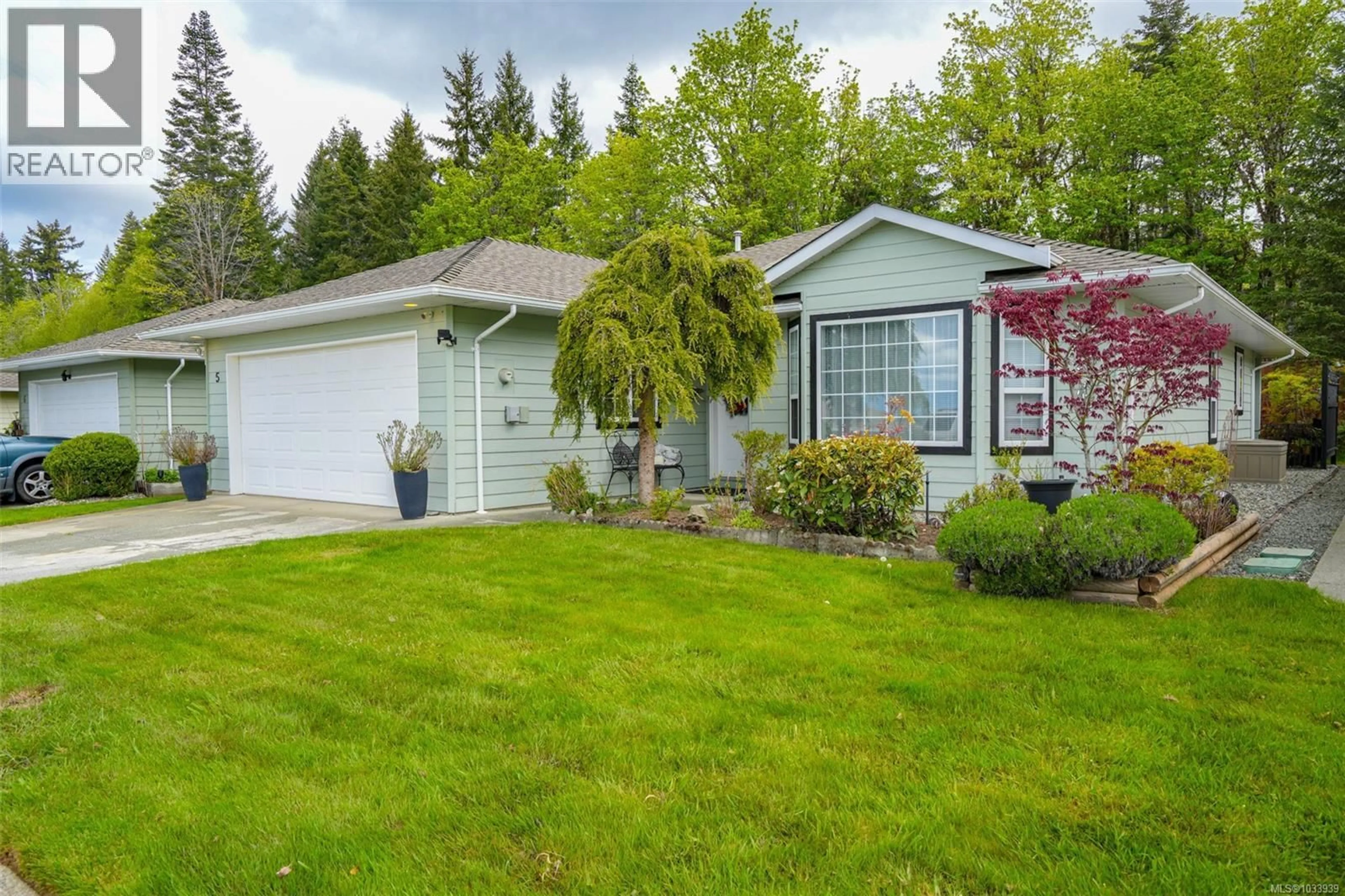 Home with vinyl exterior material, street for 5 - 3535 BURDE STREET, Port Alberni British Columbia V9Y8H3