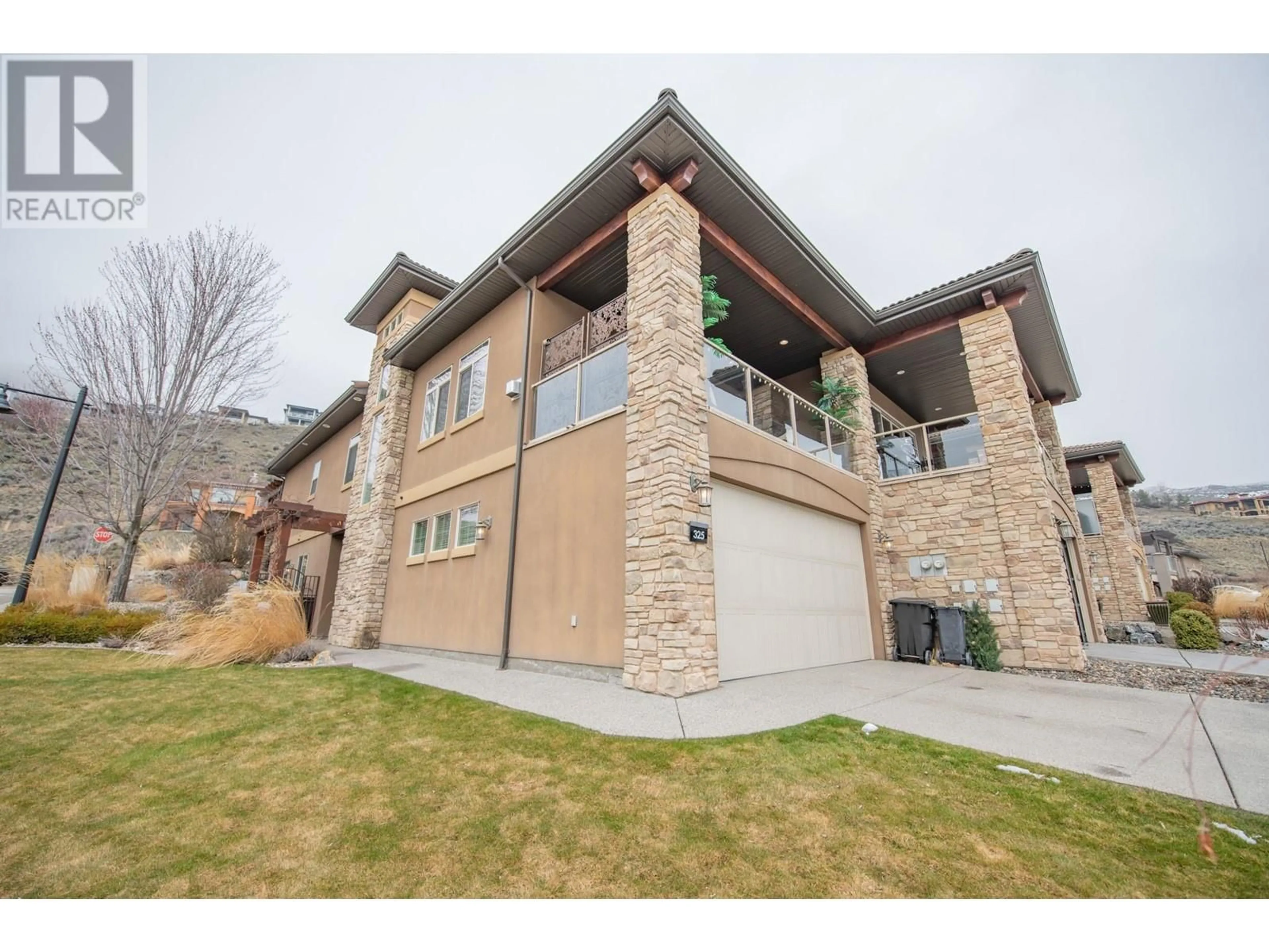Home with brick exterior material, unknown for 325 CORDON PLACE, Vernon British Columbia V1H1Z9