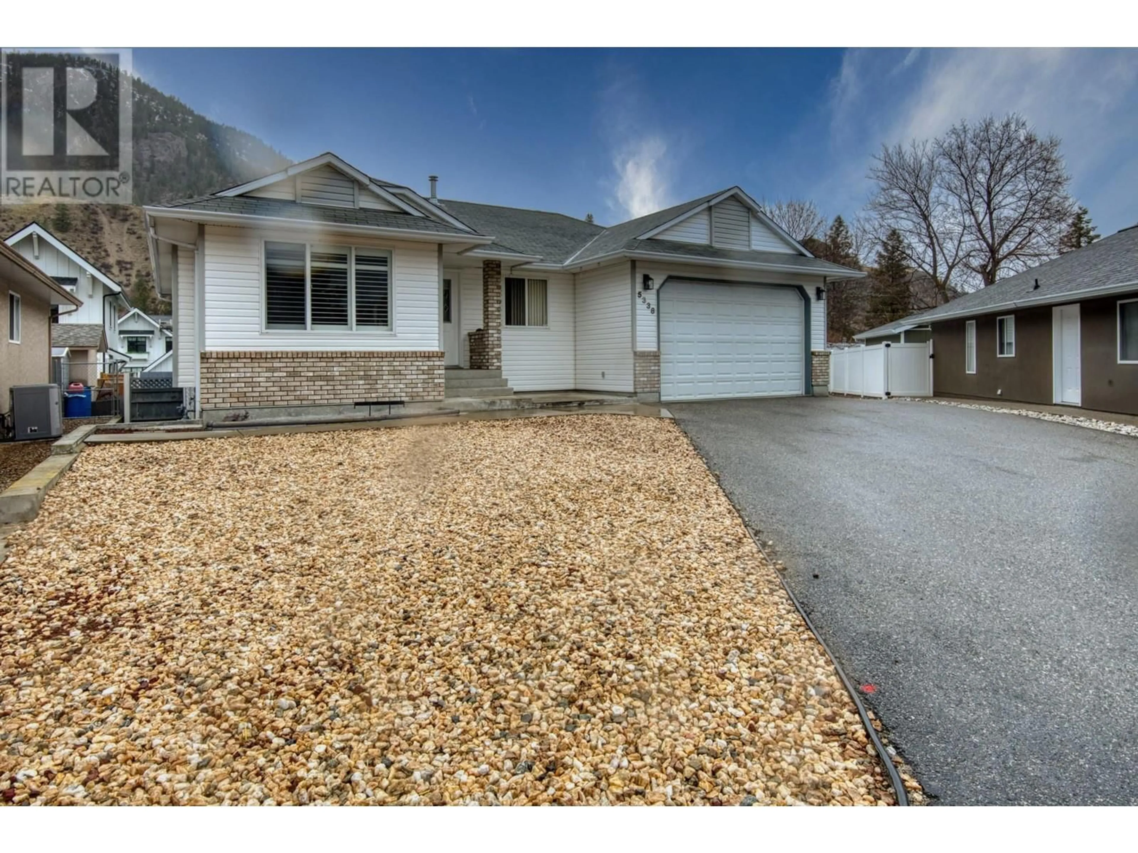 Home with vinyl exterior material, street for 5338 CAMLYN COURT, Okanagan Falls British Columbia V0H1R0
