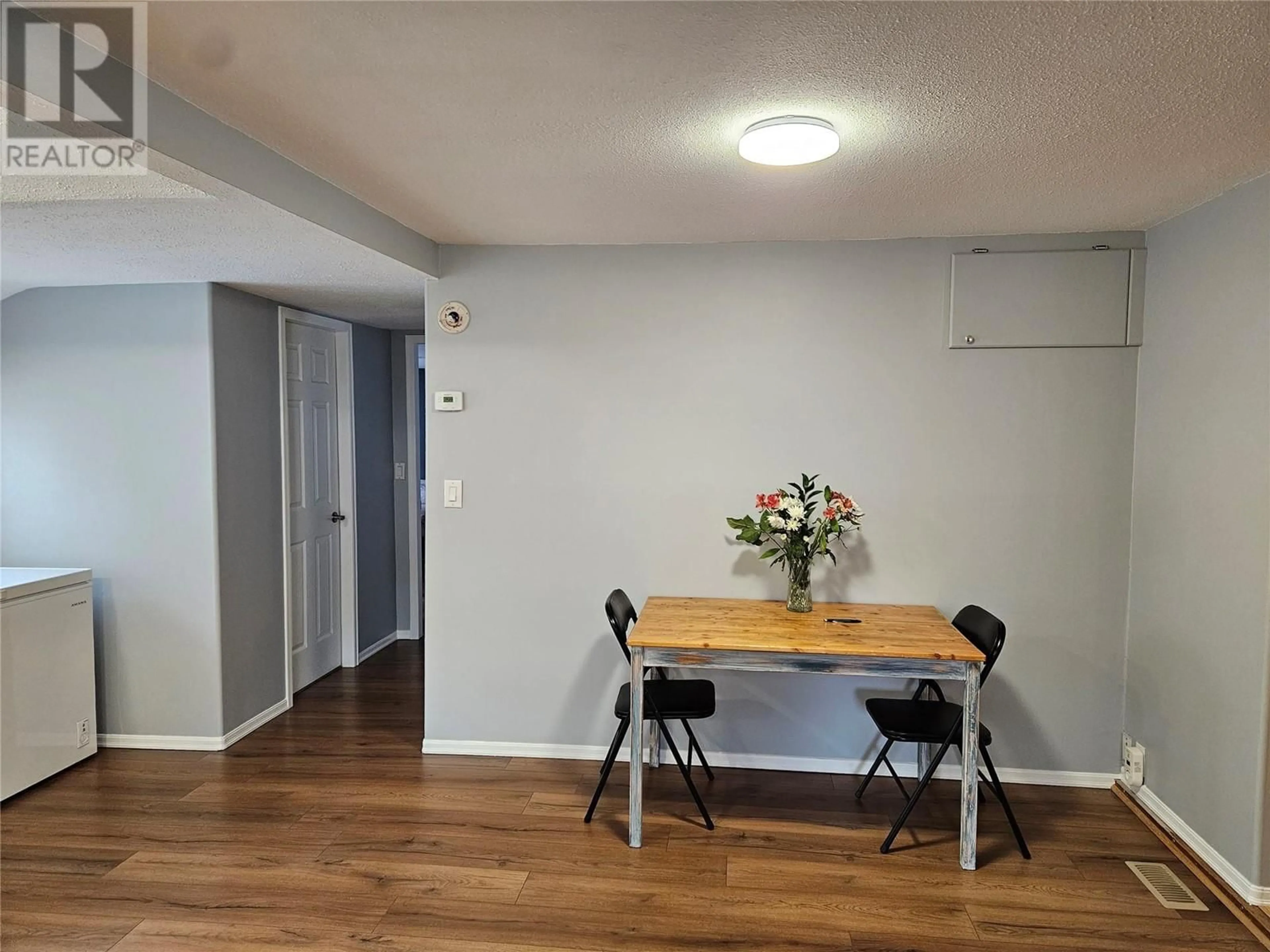 Standard kitchen, unknown for 1510 MAIN STREET, Keremeos British Columbia V0X1N6