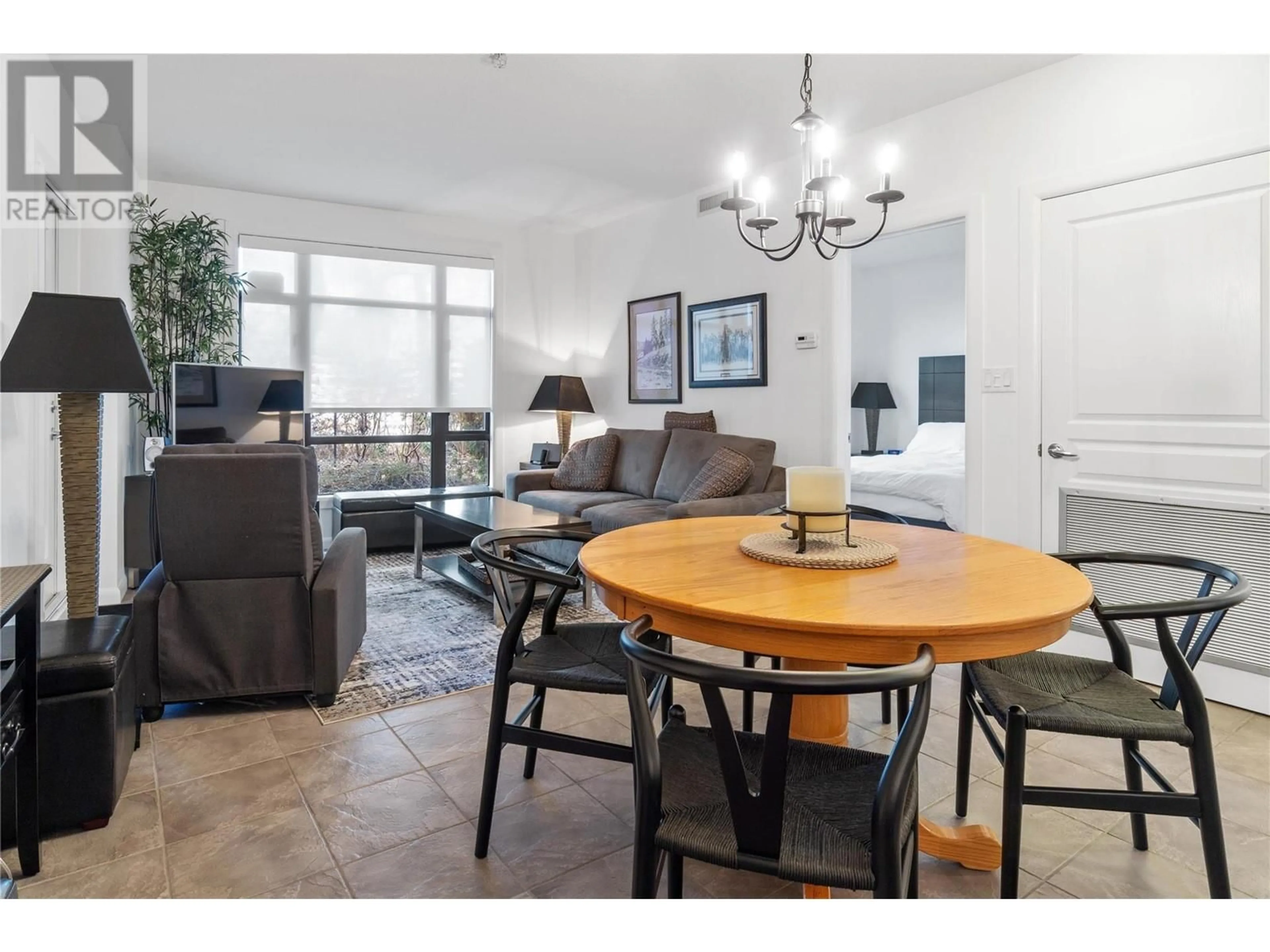 Living room with furniture, unknown for 142 - 654 COOK ROAD, Kelowna British Columbia V1W3G7