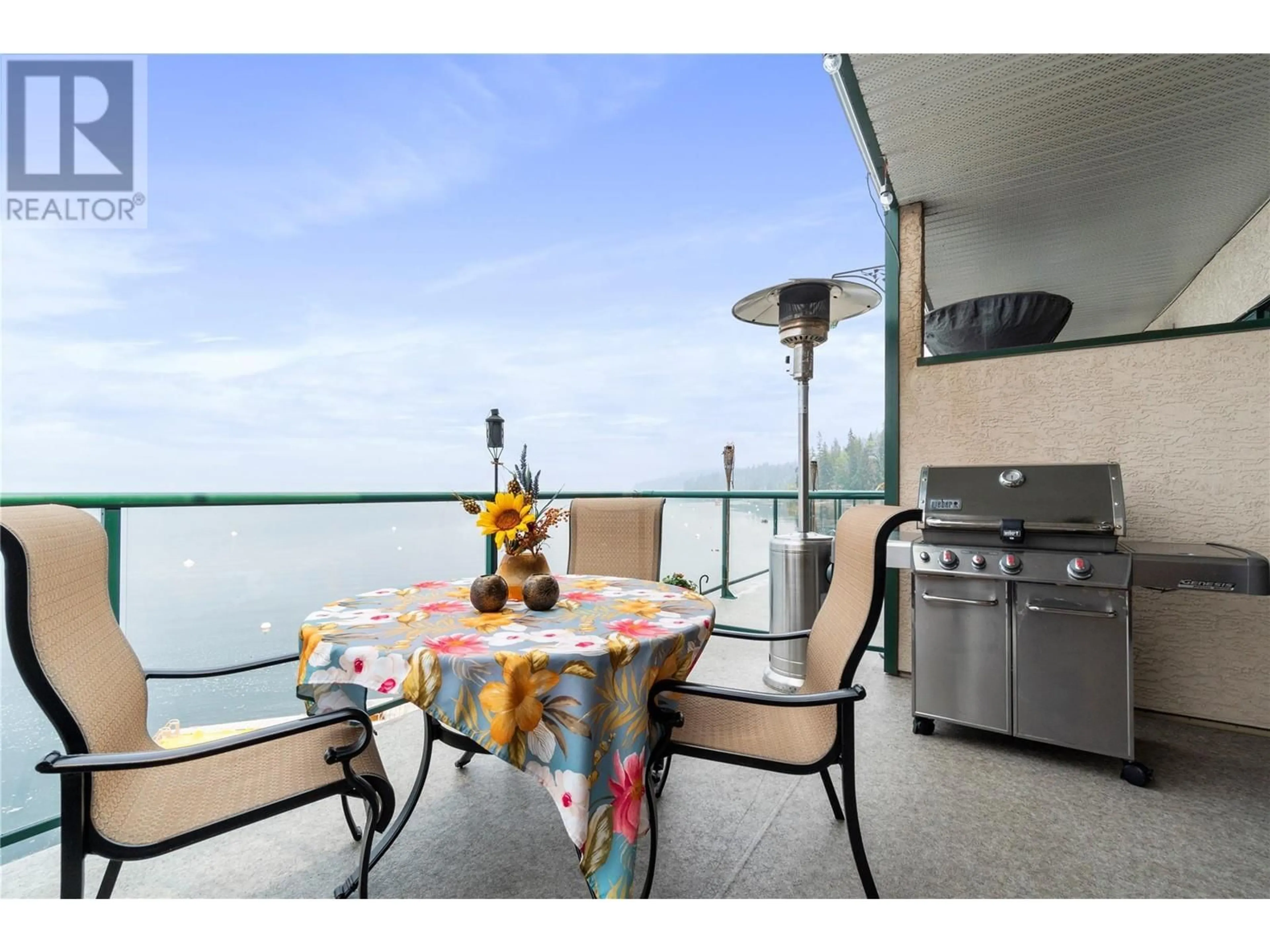 Patio, water/lake/river/ocean view for 3 - 3935 EAGLE BAY ROAD, Eagle Bay British Columbia V0E1T0