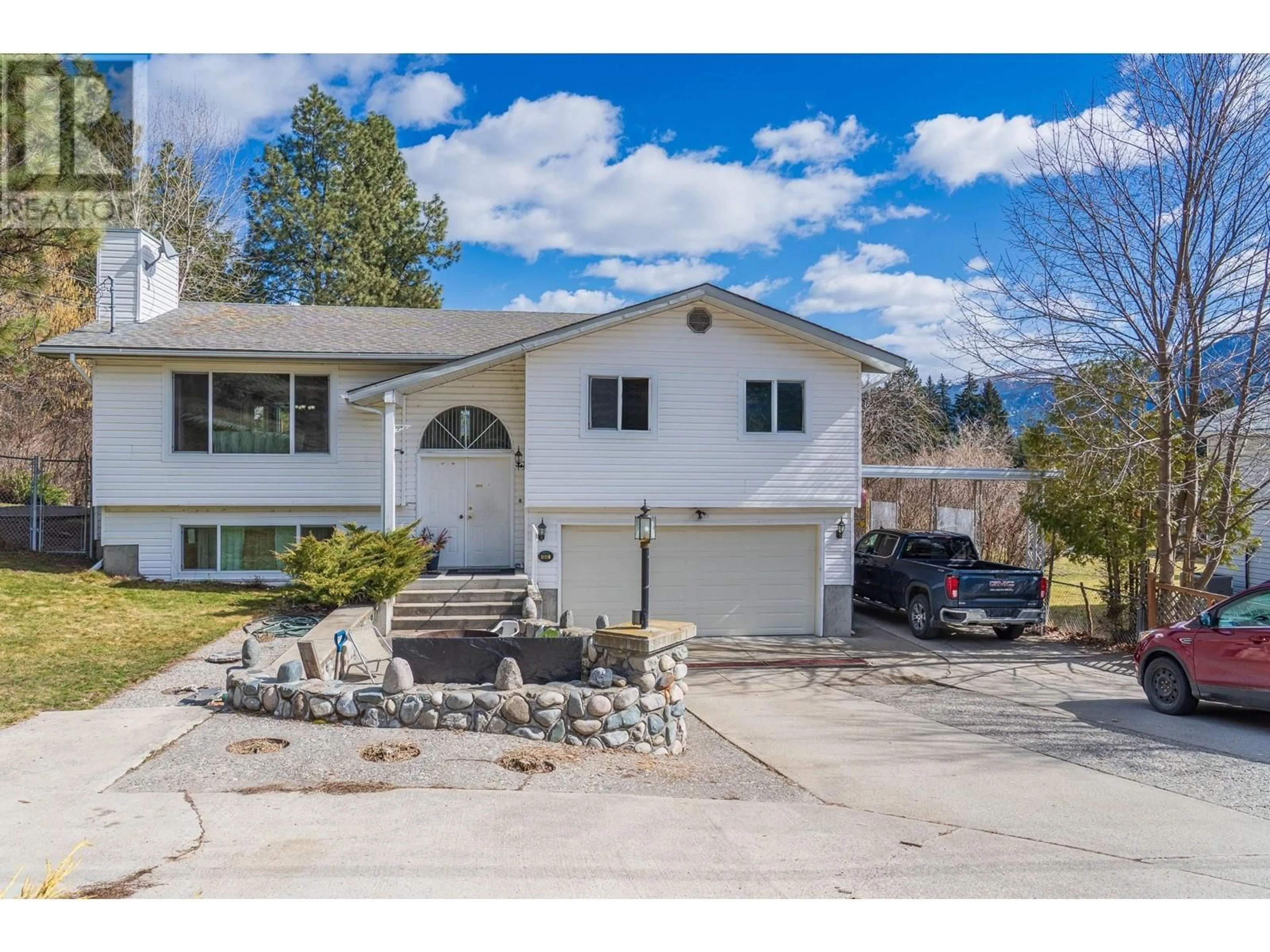 Home with vinyl exterior material, street for 6846 GALENA AVENUE, Grand Forks British Columbia V0H1H2