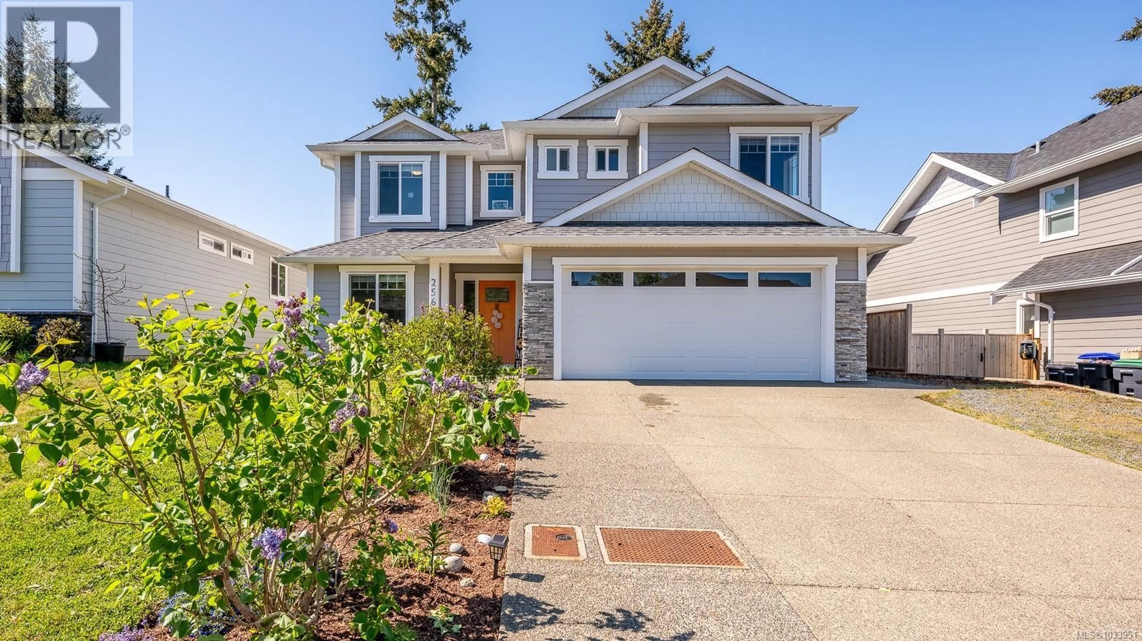 Home with vinyl exterior material, street for 2563 BROOKFIELD DRIVE, Courtenay British Columbia V9N0E6