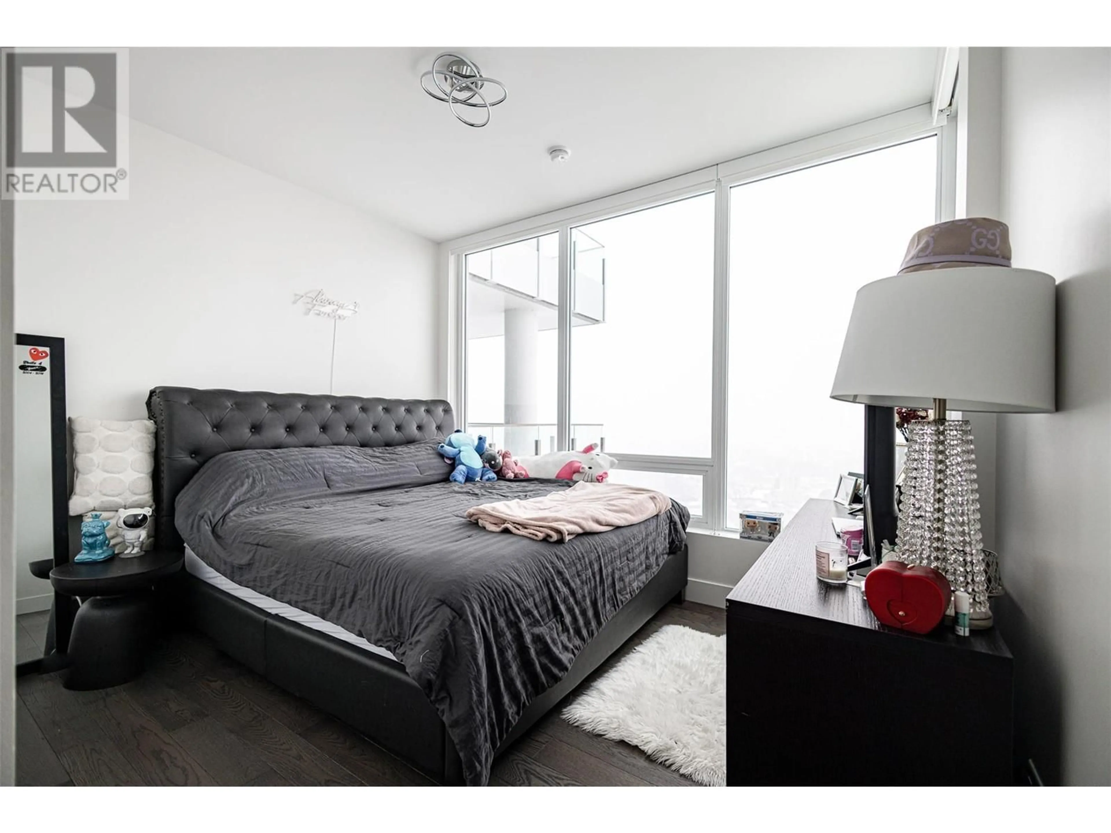 Bedroom with bed, unknown for 1902 - 1181 SUNSET DRIVE, Kelowna British Columbia V1Y0J4