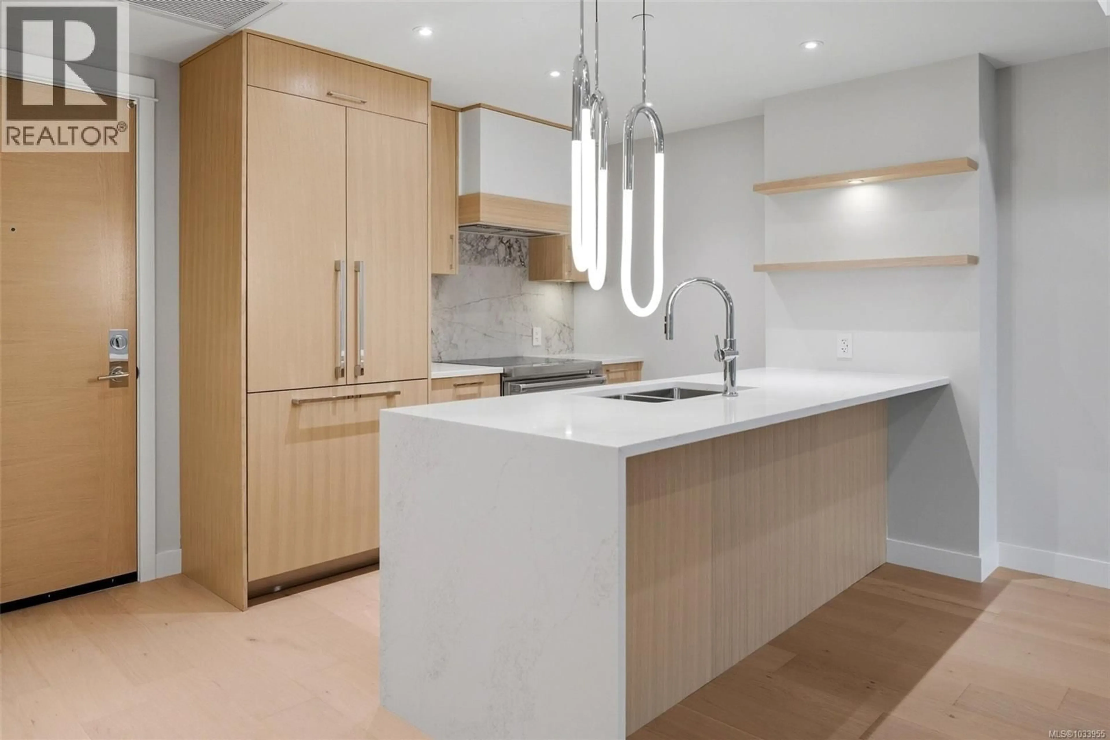 Contemporary kitchen, unknown for 305 - 5229 CORDOVA BAY ROAD, Saanich British Columbia V8Y2L1