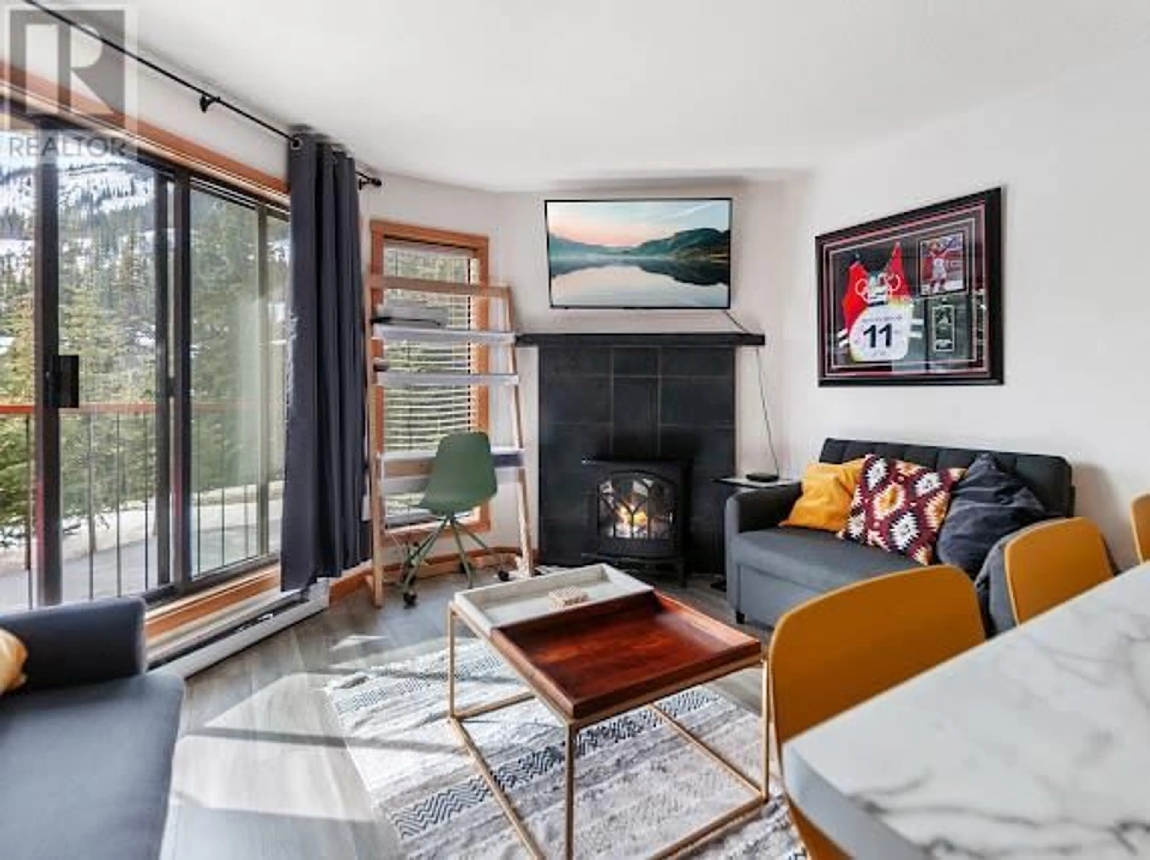 Living room with furniture, unknown for 6 (101) - 1191 APEX MOUNTAIN ROAD, Penticton British Columbia V0X1K0