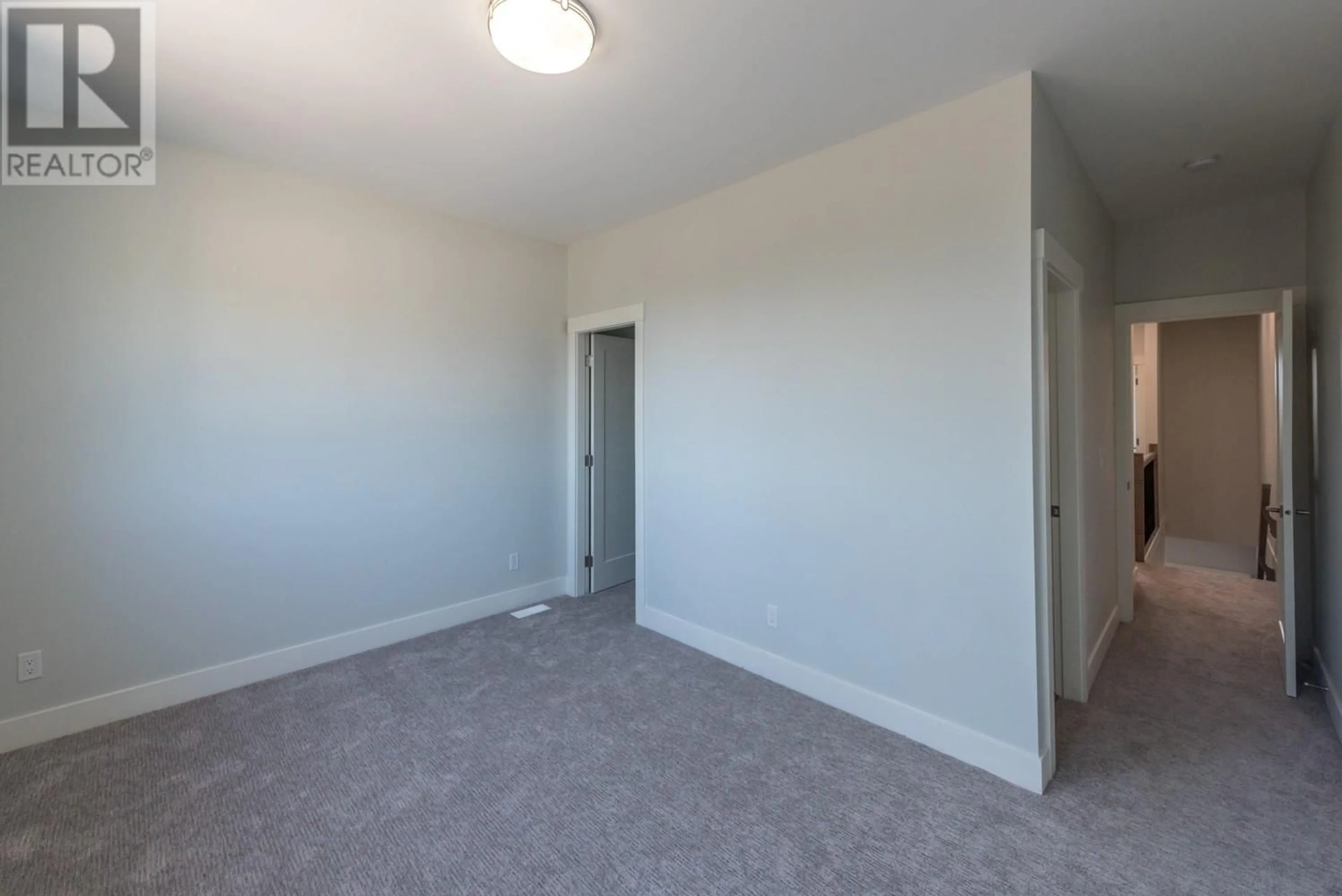 A pic of a room for 101 - 742 KAMLOOPS AVENUE, Penticton British Columbia V2A2J4