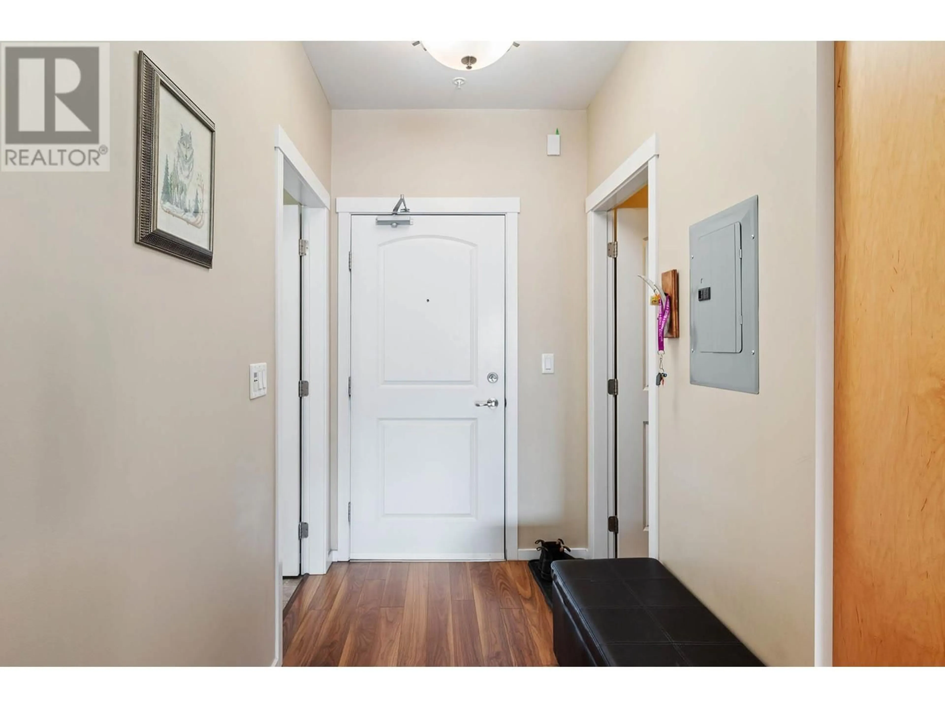 Indoor entryway for 309 - 429 ST PAUL STREET, Kamloops British Columbia V2C2J7