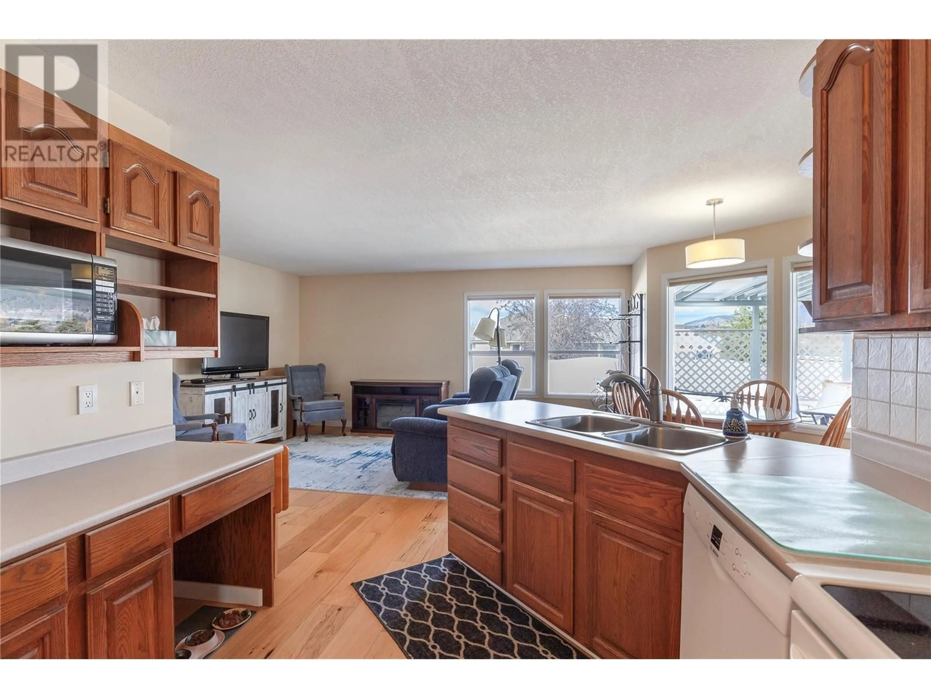 Open concept kitchen, unknown for 101 - 1108 14TH AVENUE, Vernon British Columbia V1B2S5