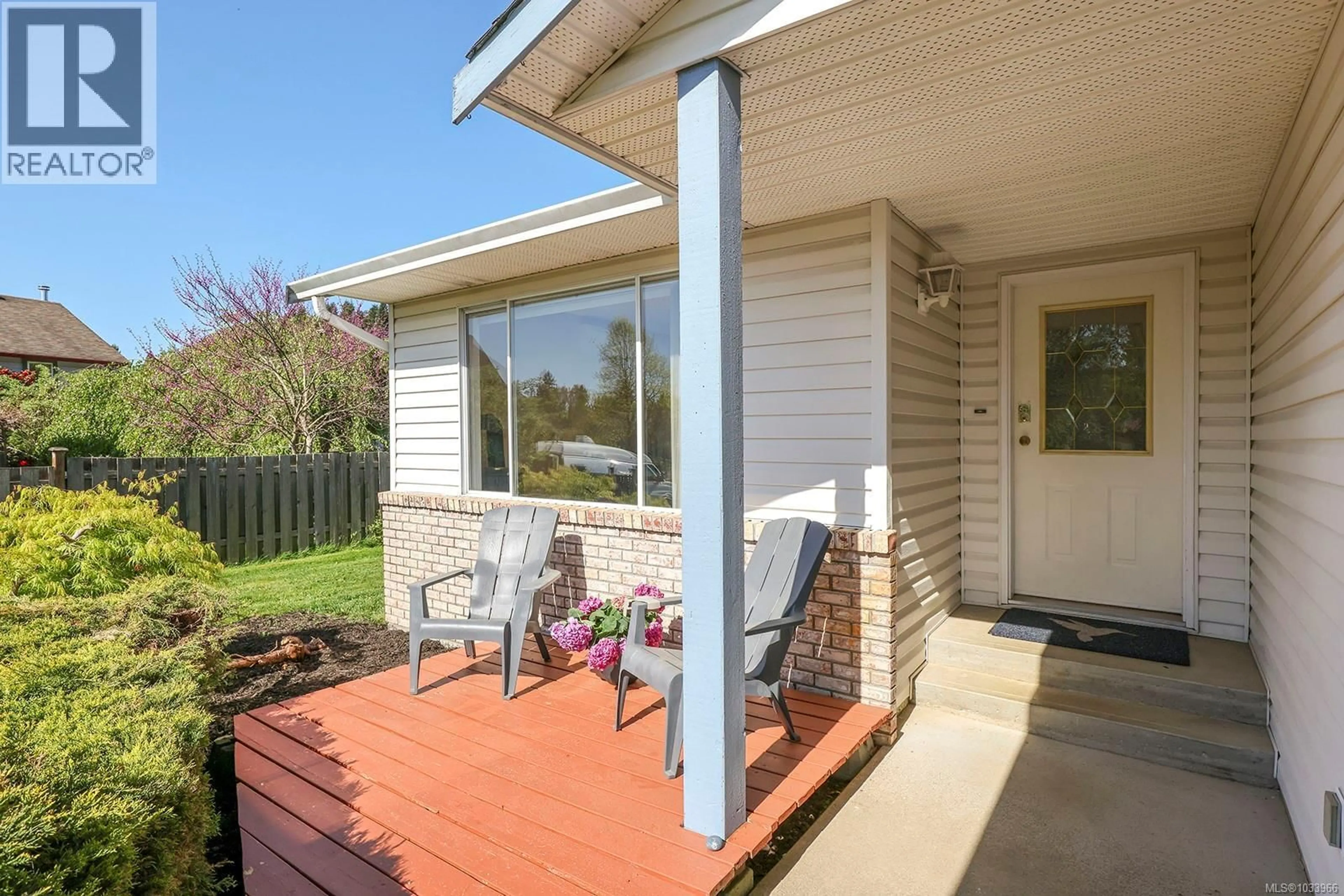 Patio, unknown for 1832 VALLEY VIEW DRIVE, Courtenay British Columbia V9N8S4