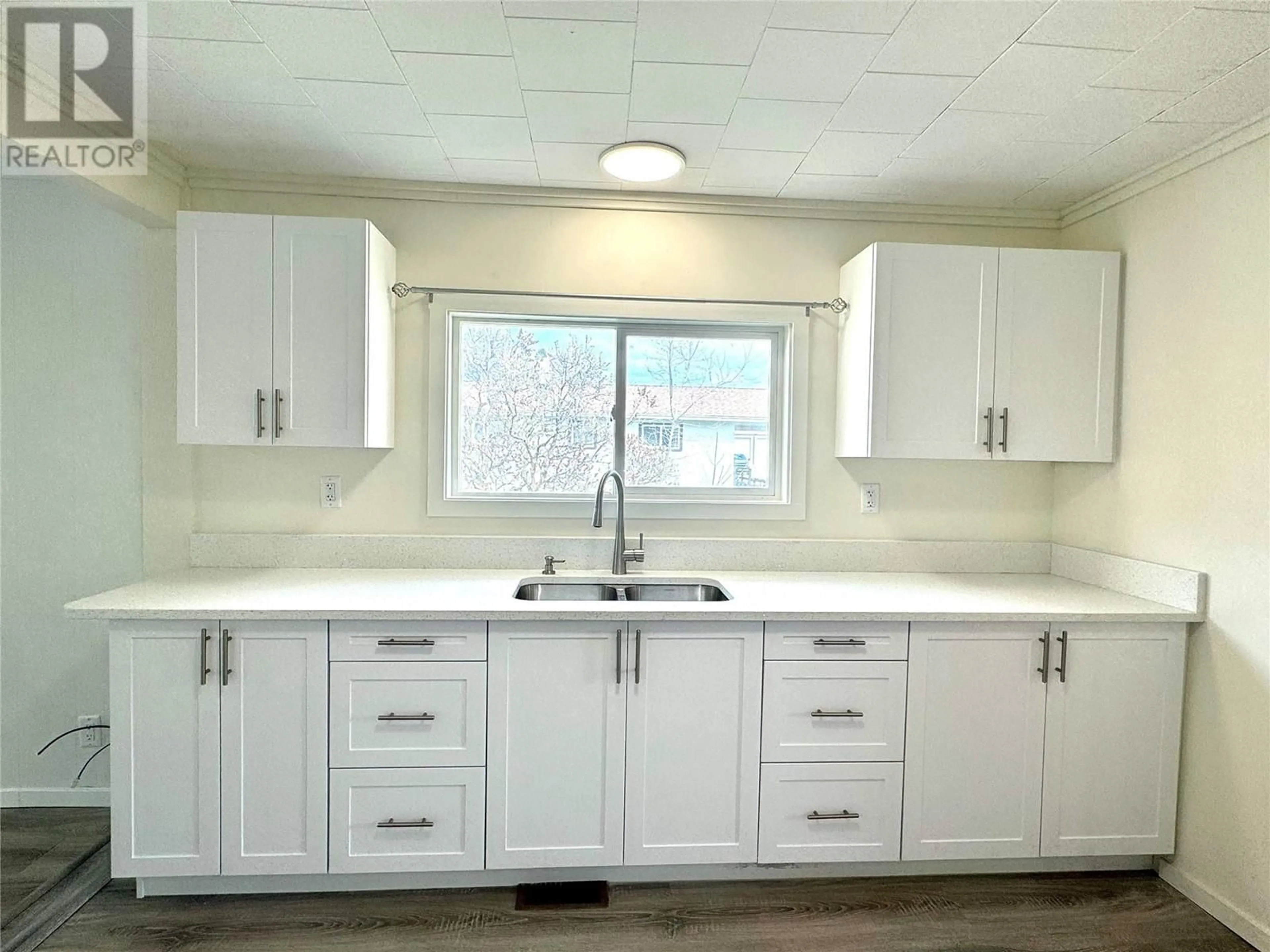 Open concept kitchen, unknown for 1021 WILLOW STREET, Okanagan Falls British Columbia V0H1R4