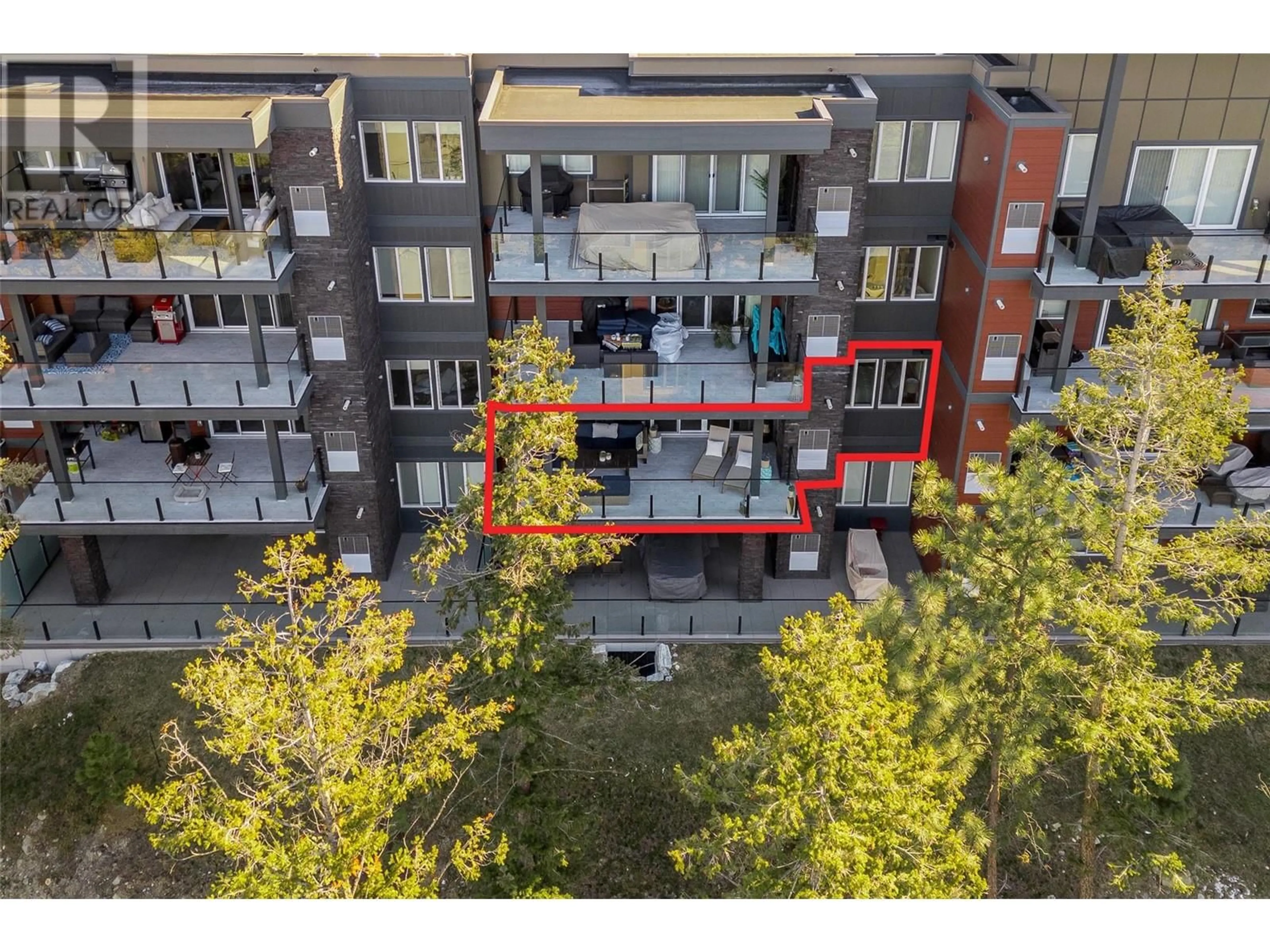 A pic from outside/outdoor area/front of a property/back of a property/a pic from drone, city buildings view from balcony for 206 - 3434 MCKINLEY BEACH DRIVE, Kelowna British Columbia V1V0H3