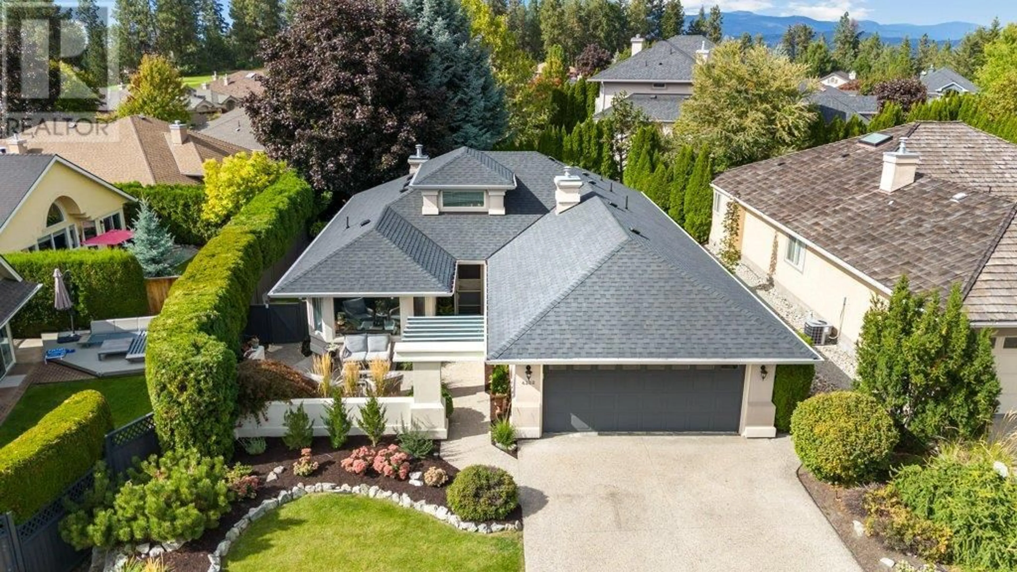 Home with vinyl exterior material, unknown for 4222 GALLAGHERS CRESCENT, Kelowna British Columbia V1W3Z9