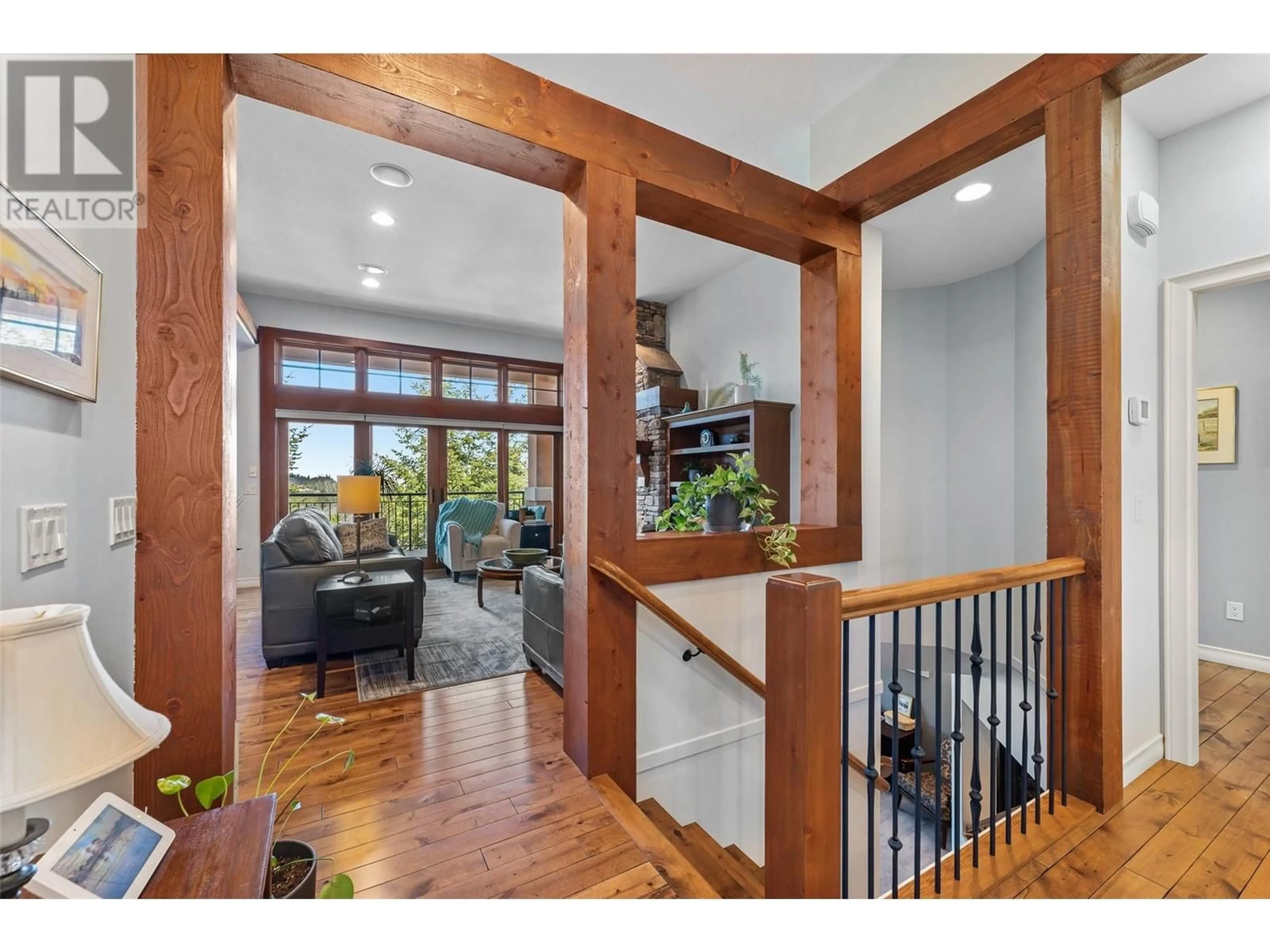 Indoor entryway for 108 - 1910 CAPISTRANO DRIVE, Kelowna British Columbia V1V2S5