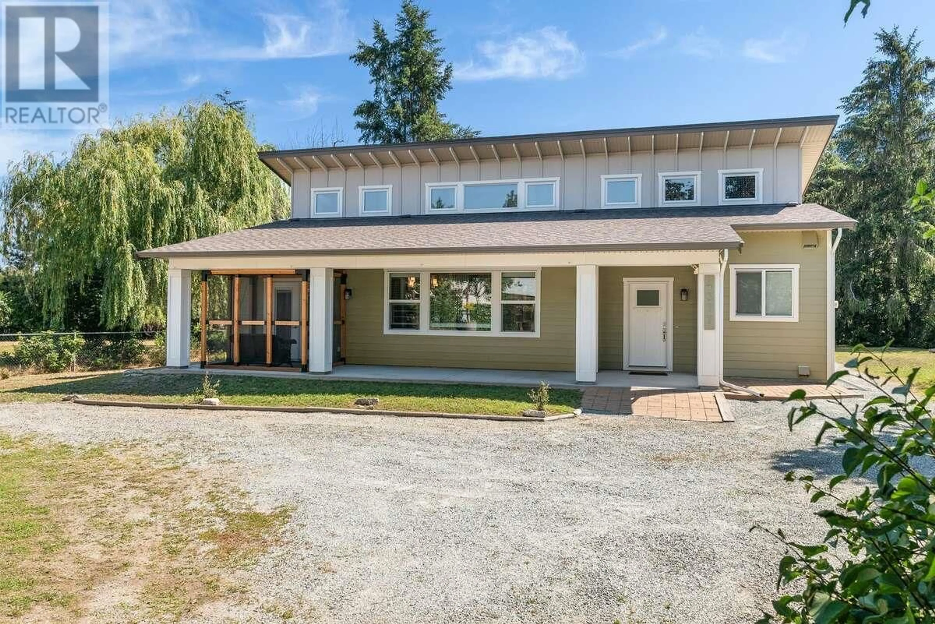 A pic from outside/outdoor area/front of a property/back of a property/a pic from drone, unknown for 4377 GORDON DRIVE, Kelowna British Columbia V1W1S7