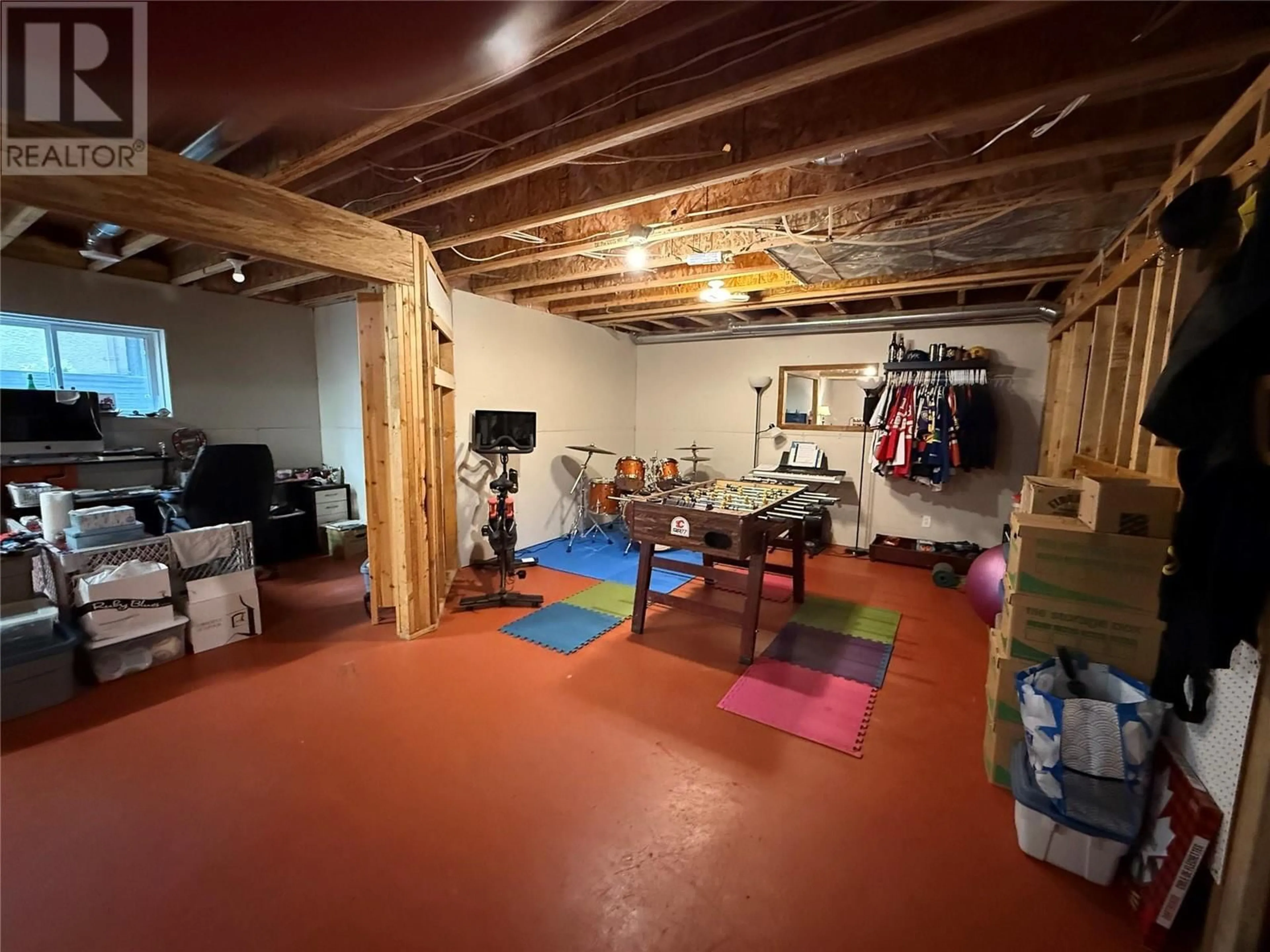 Unknown for 1083 CHILCOTIN CRESCENT, Kelowna British Columbia V1V2L7