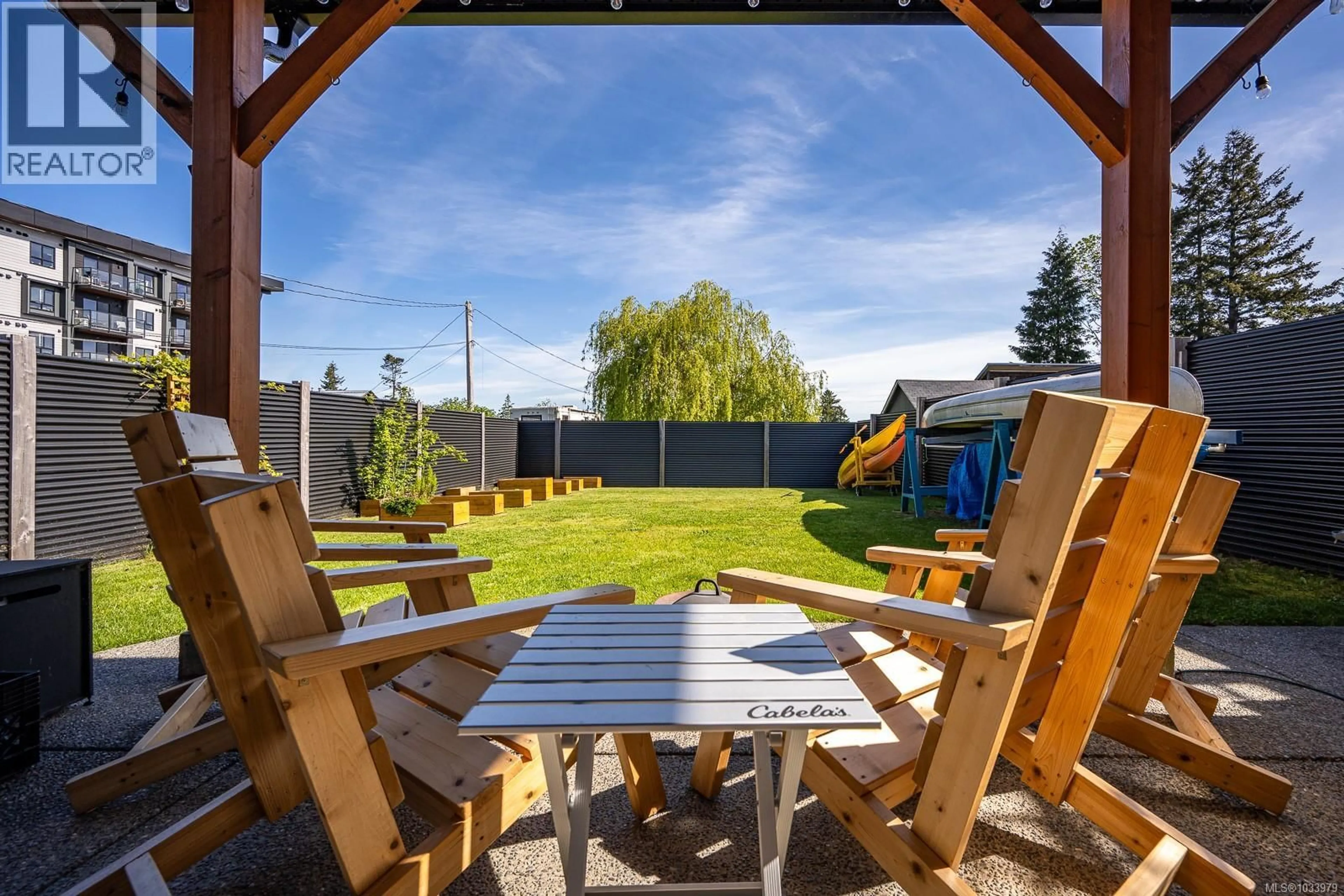 Patio, street for A - 2251 DALTON ROAD, Campbell River British Columbia V9W1H7