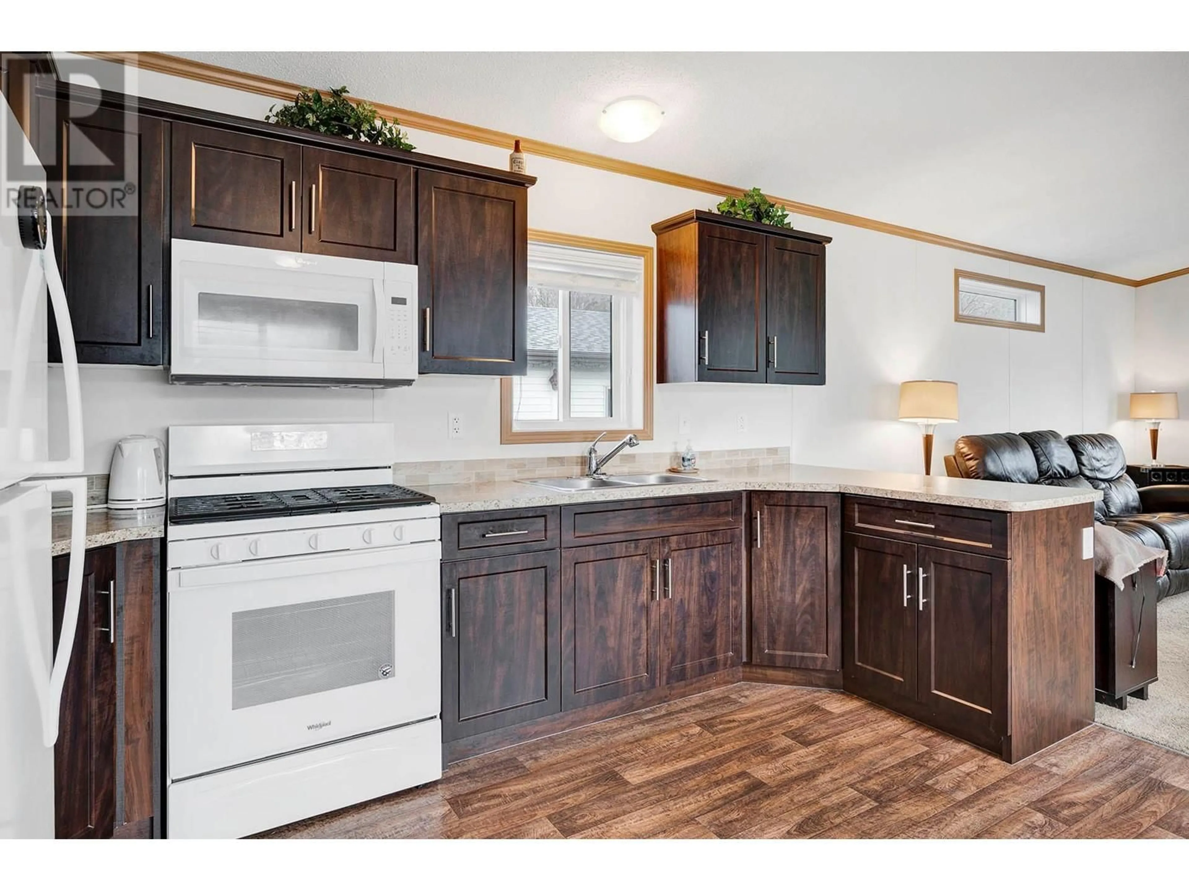 Standard kitchen, unknown for 1317 BOSTOCK CRES CRESCENT, Pritchard British Columbia V0E2P0