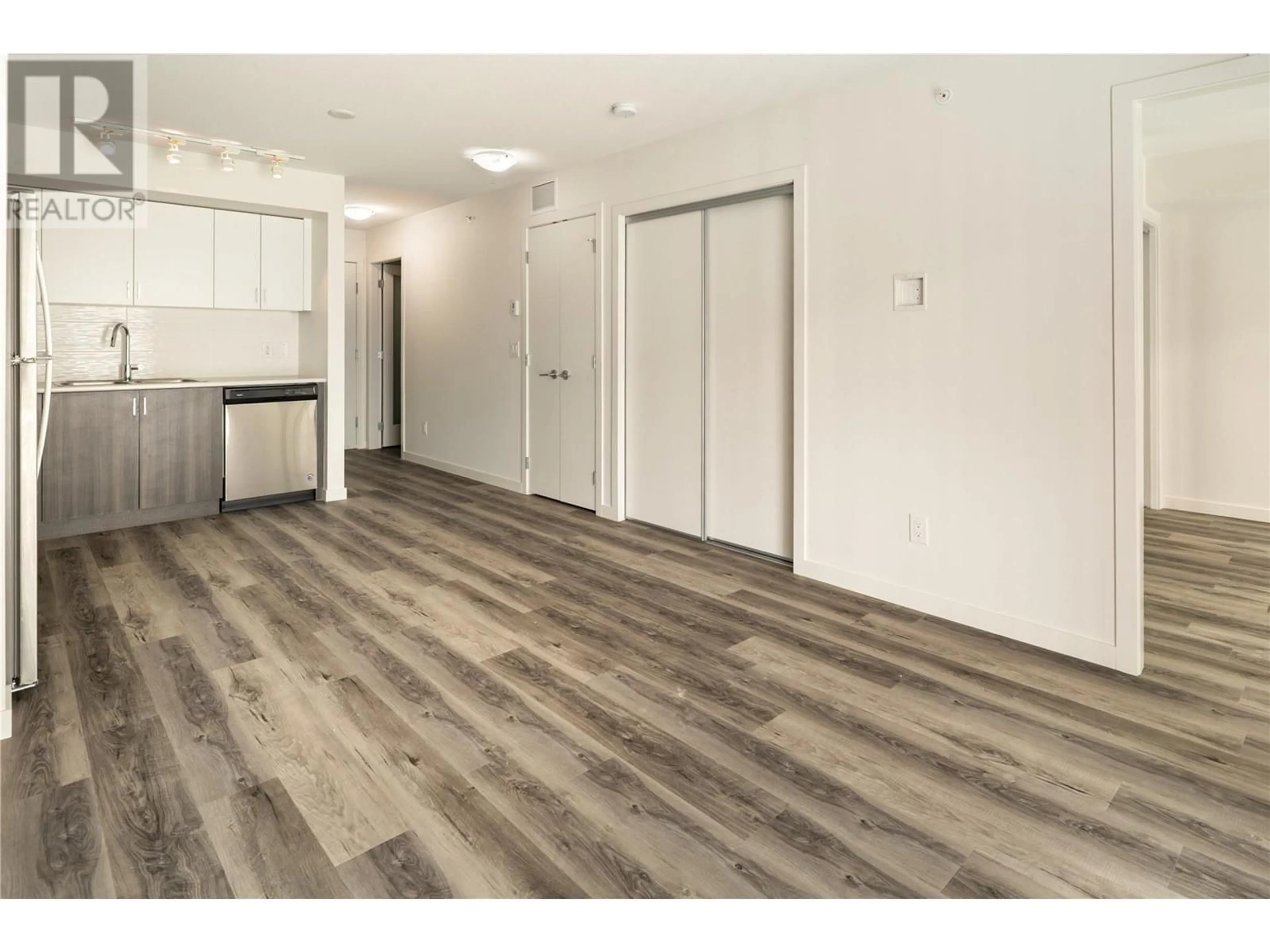 A pic of a room for PH20 - 625 ACADEMY WAY, Kelowna British Columbia V1V0A2