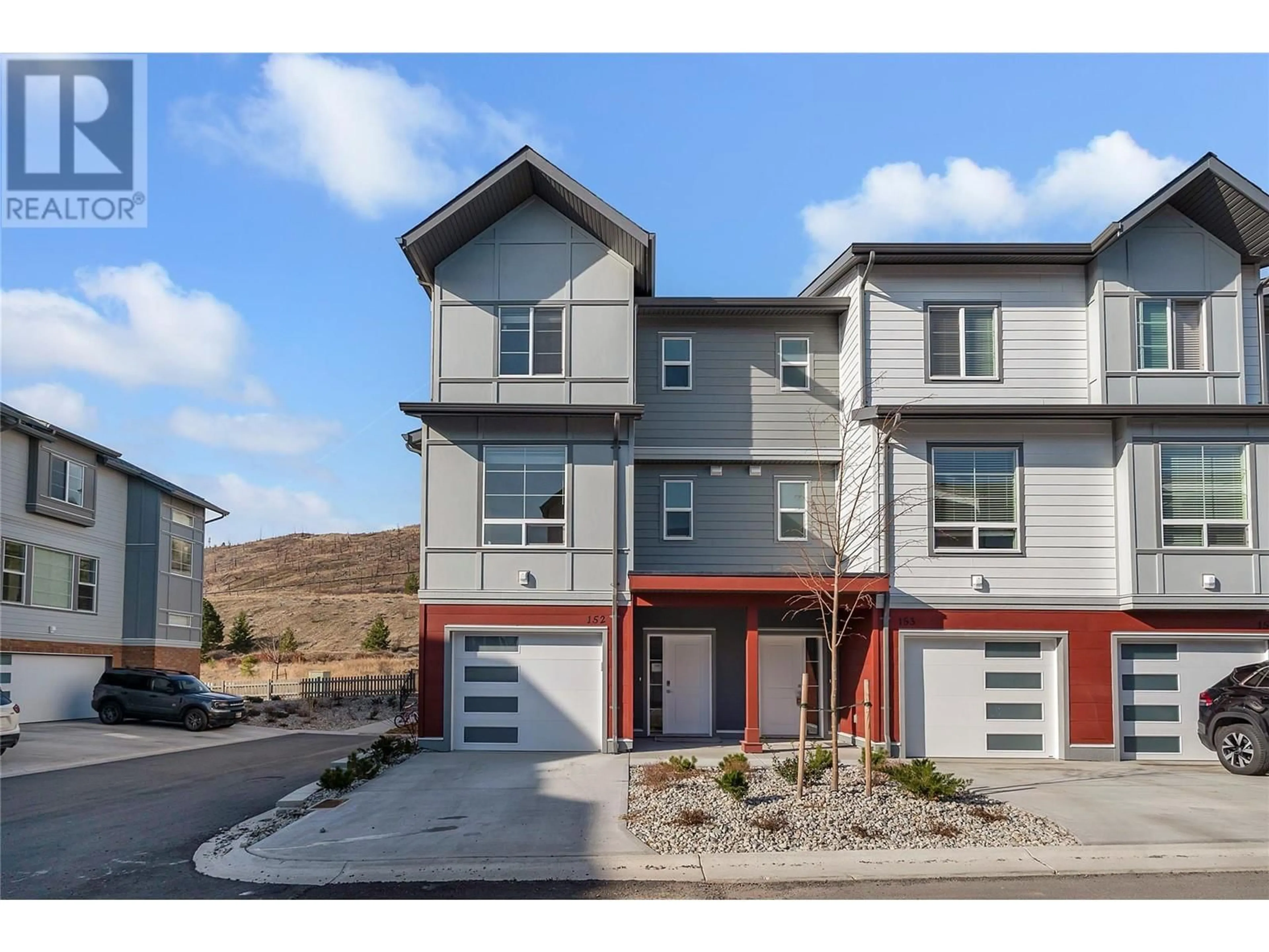 Home with vinyl exterior material, street for 179 - 4025 GELLATLY ROAD SOUTH, West Kelowna British Columbia V4T0E6