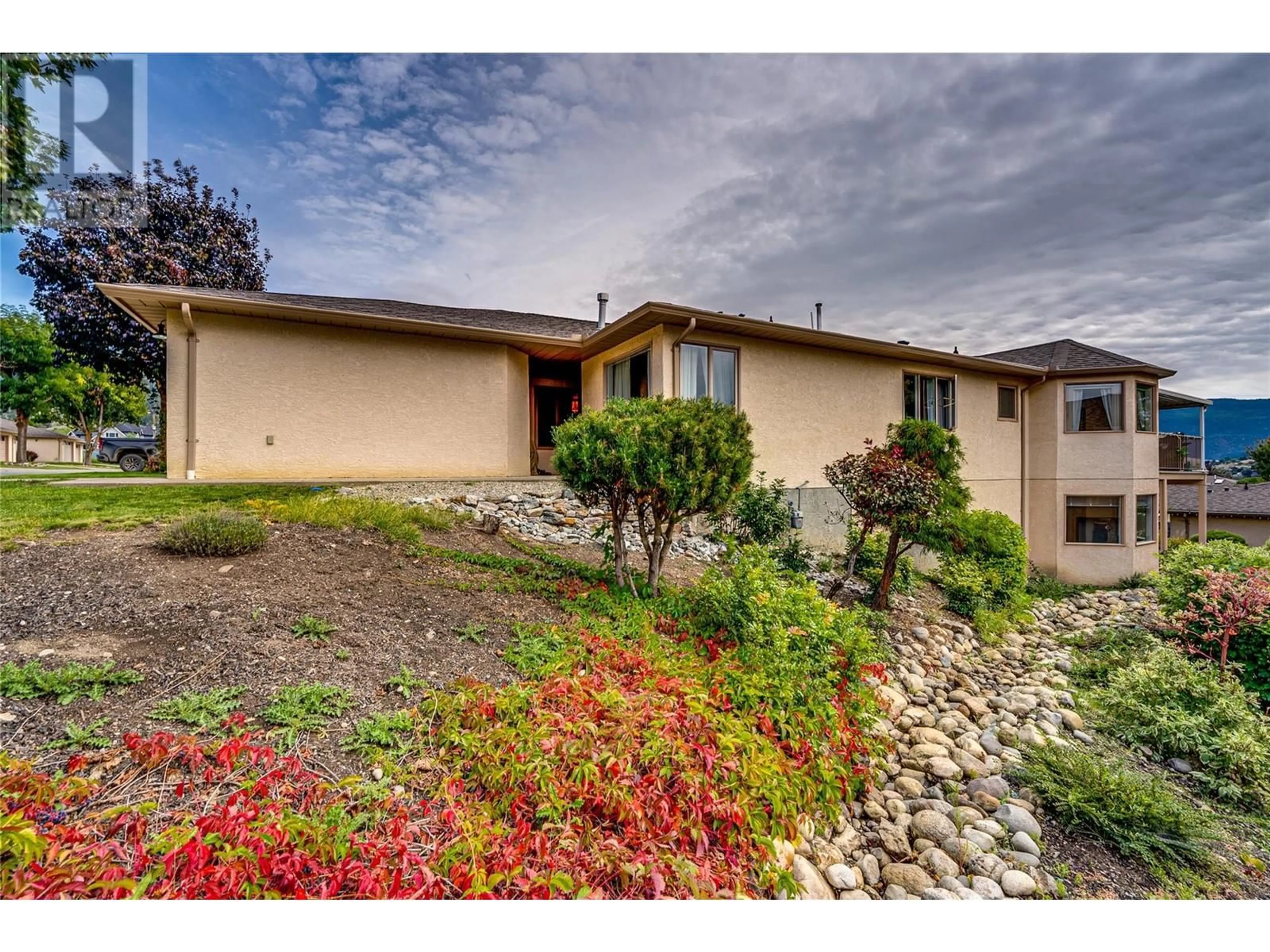 A pic from outside/outdoor area/front of a property/back of a property/a pic from drone, street for 29 - 1001 30 AVENUE, Vernon British Columbia V1T9H8