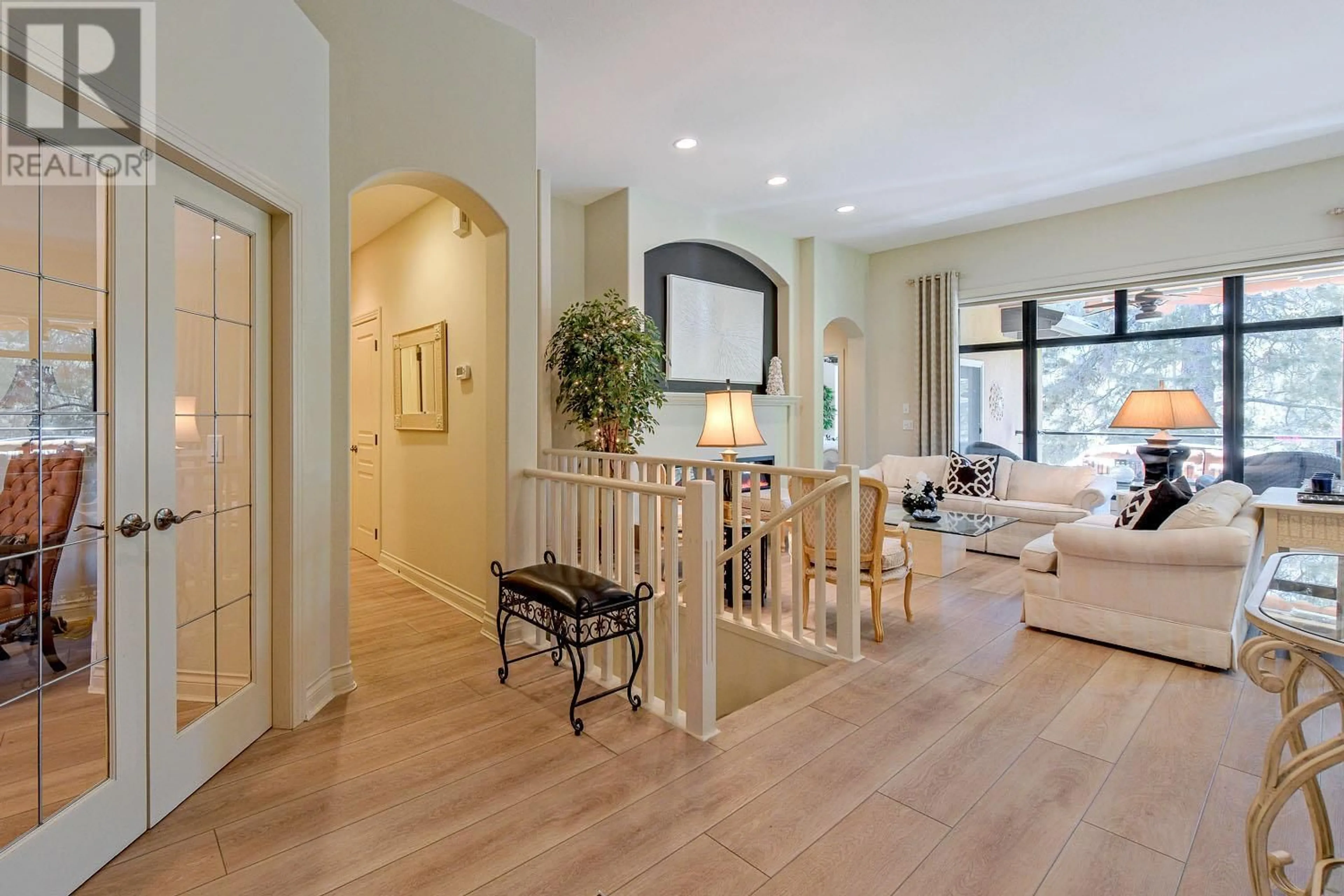 Indoor entryway for 4100 Gallaghers Parkland Drive Unit# 18, Kelowna British Columbia V1W3Z8