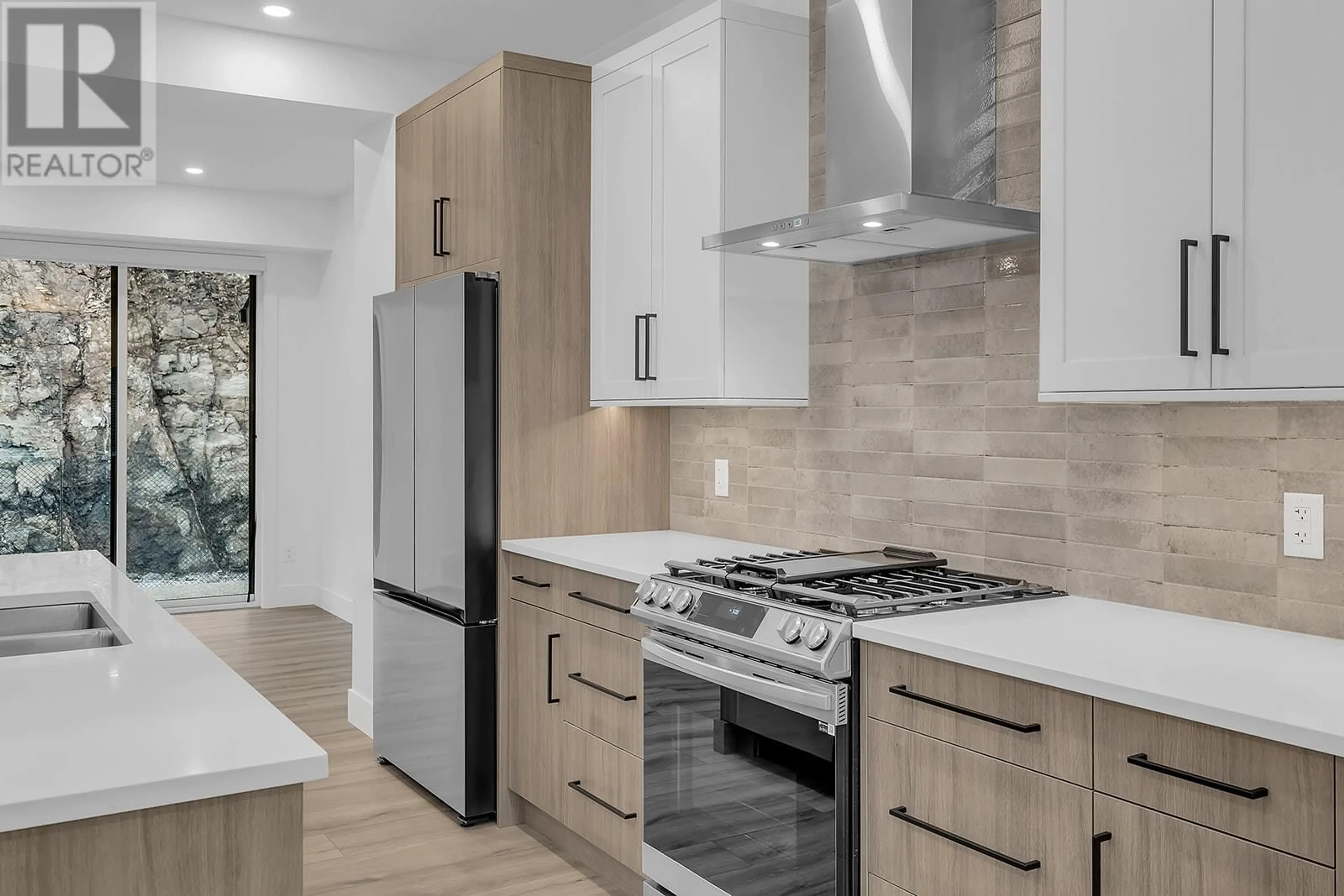 Contemporary kitchen, ceramic/tile floor for 12 - 2835 CANYON CREST DRIVE, West Kelowna British Columbia V4T0G8