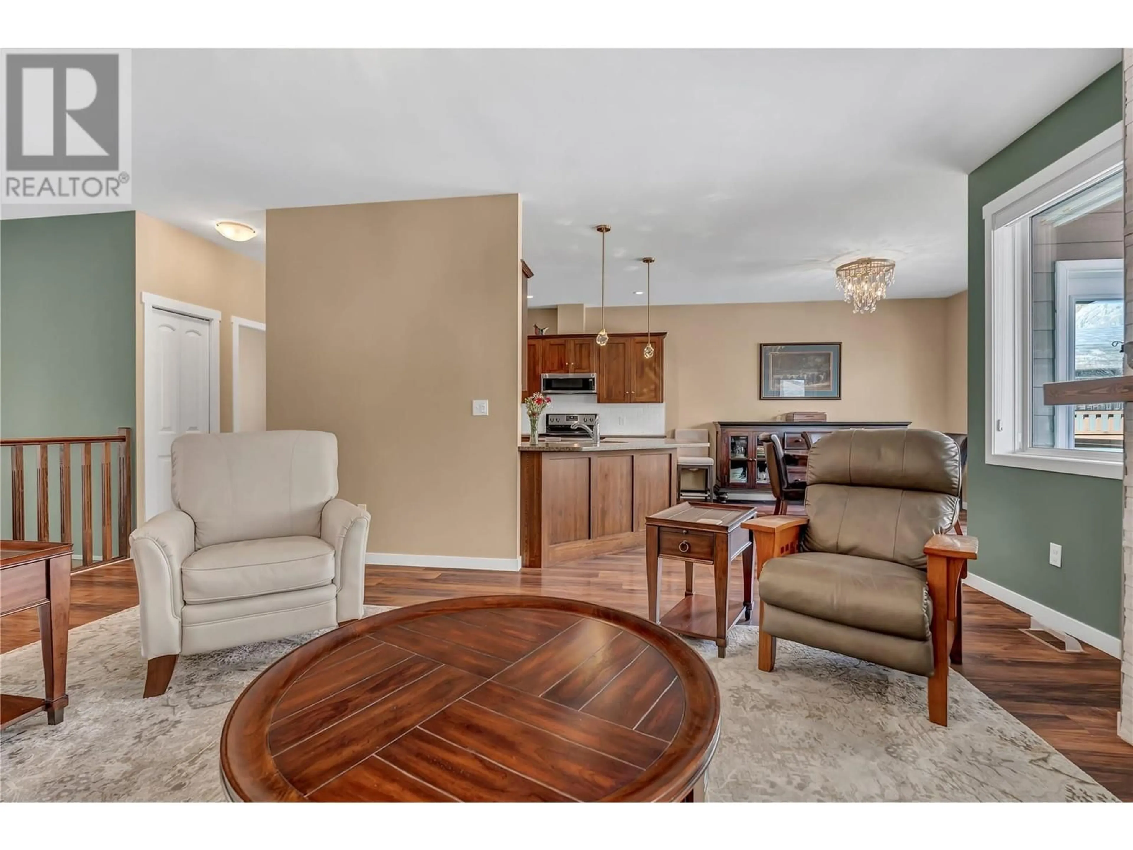 Living room with furniture, unknown for 112 - 4400 MCLEAN CREEK ROAD, Okanagan Falls British Columbia V0H1R6