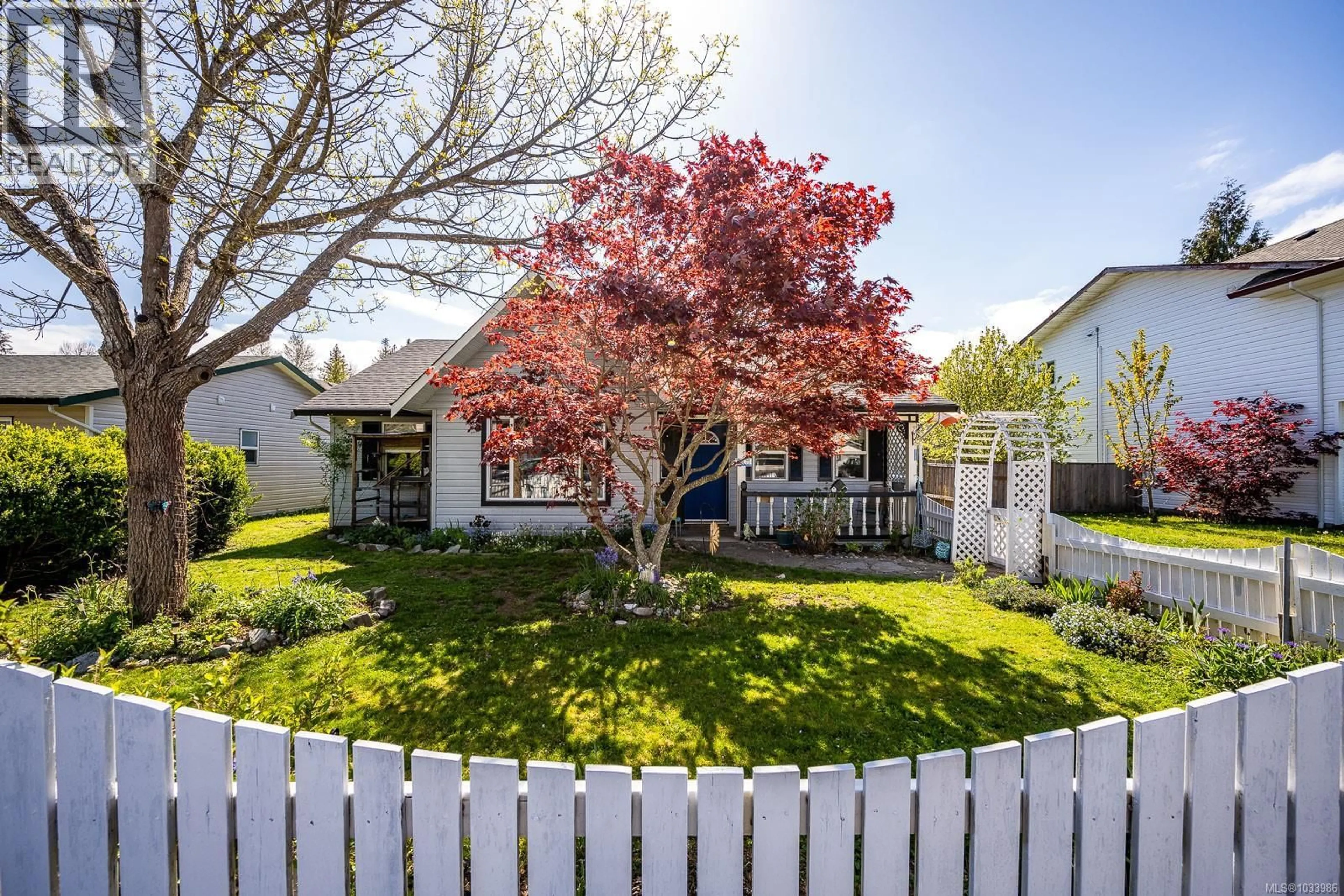 A pic from outside/outdoor area/front of a property/back of a property/a pic from drone, street for 1367 LARSEN ROAD, Courtenay British Columbia V9N8Y9
