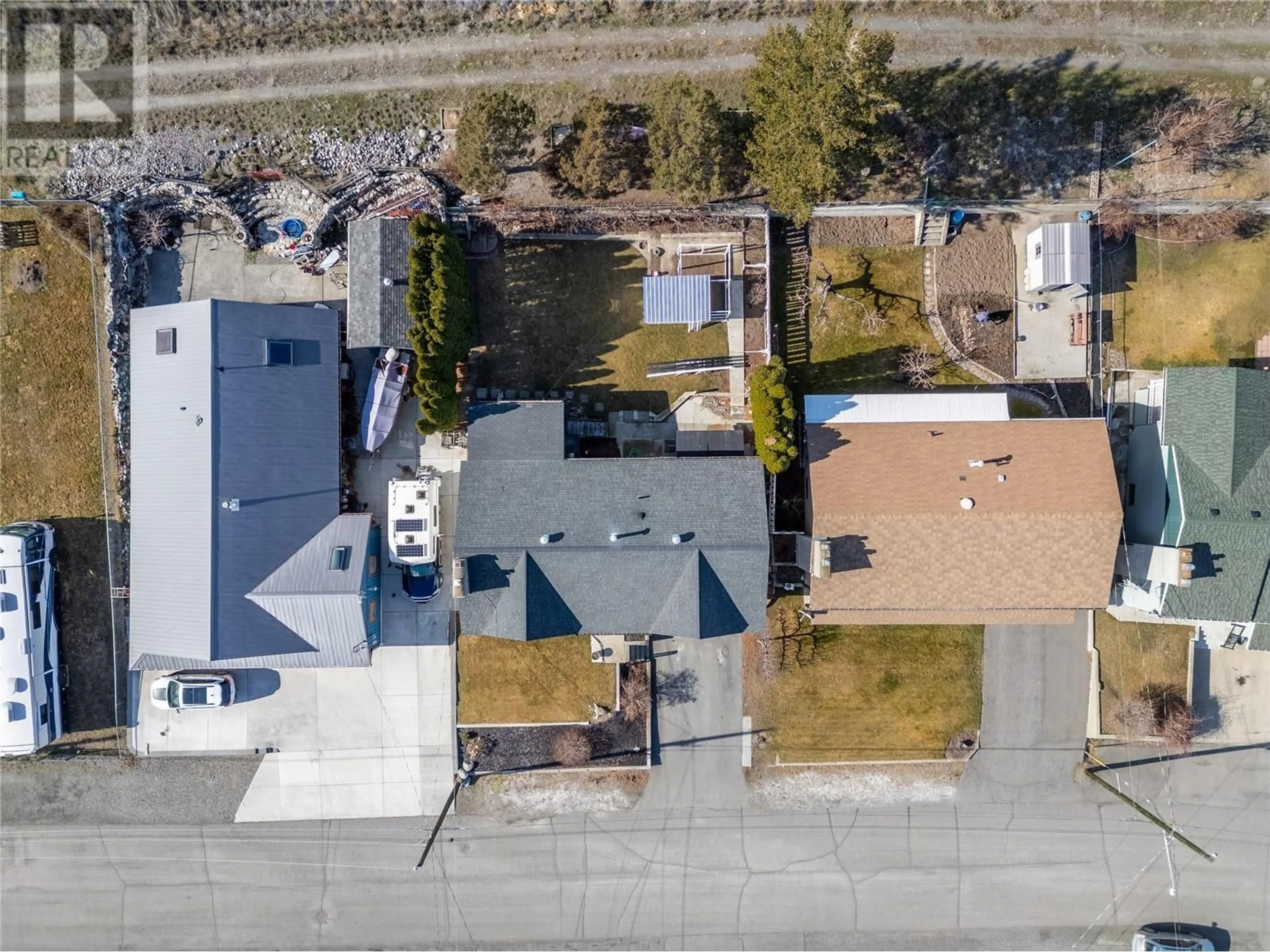 A pic from outside/outdoor area/front of a property/back of a property/a pic from drone, street for 531 PINE STREET, Ashcroft British Columbia V0K1A0