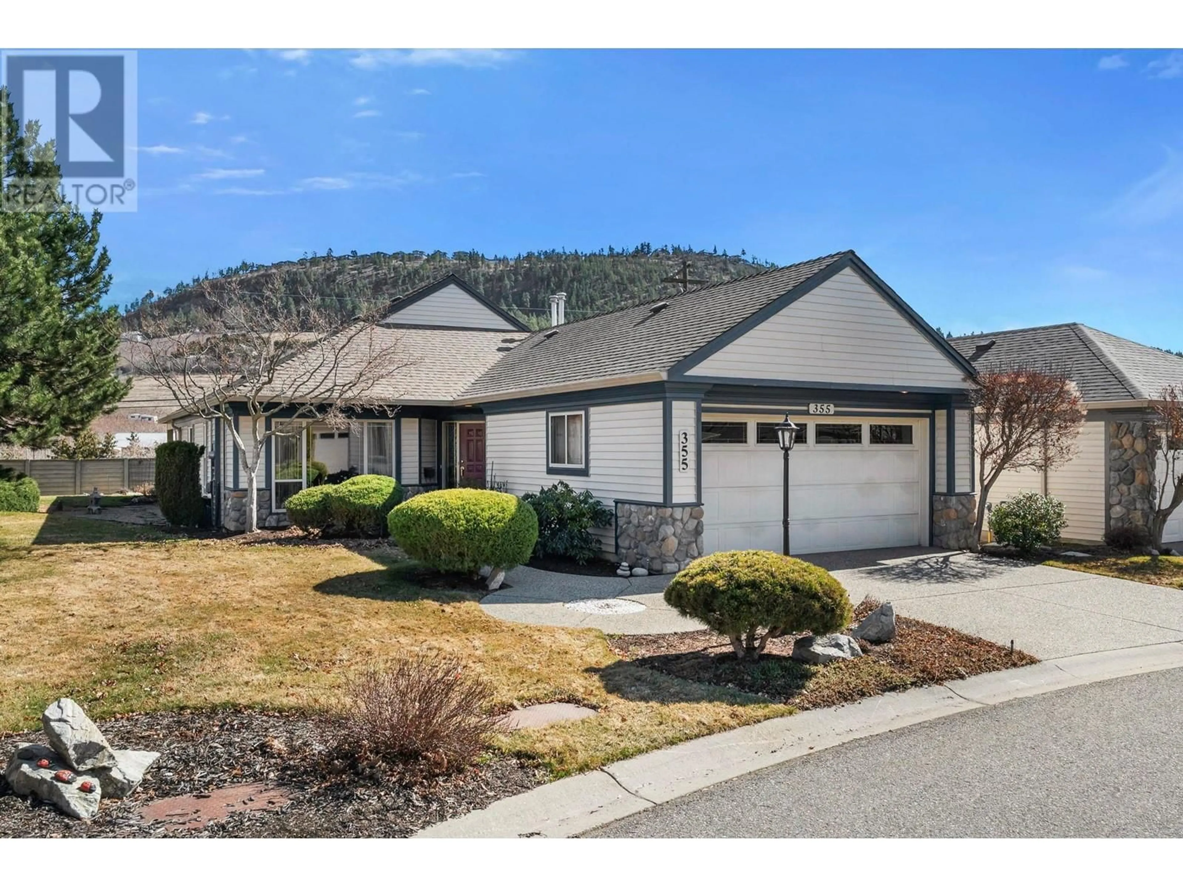 Home with vinyl exterior material, mountain view for 355 - 550 YATES ROAD, Kelowna British Columbia V1V1Z4