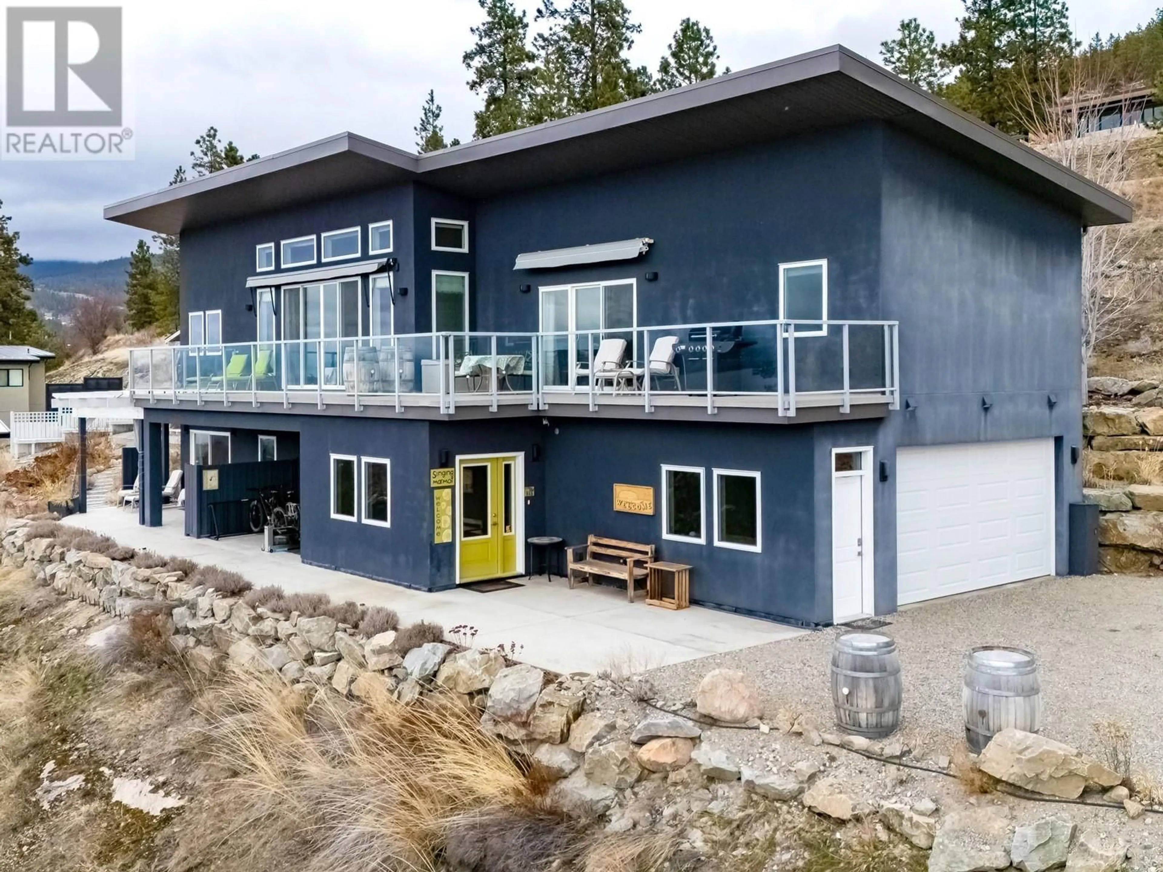 Home with vinyl exterior material, water/lake/river/ocean view for 2502 WINIFRED ROAD, Naramata British Columbia V0H1N1