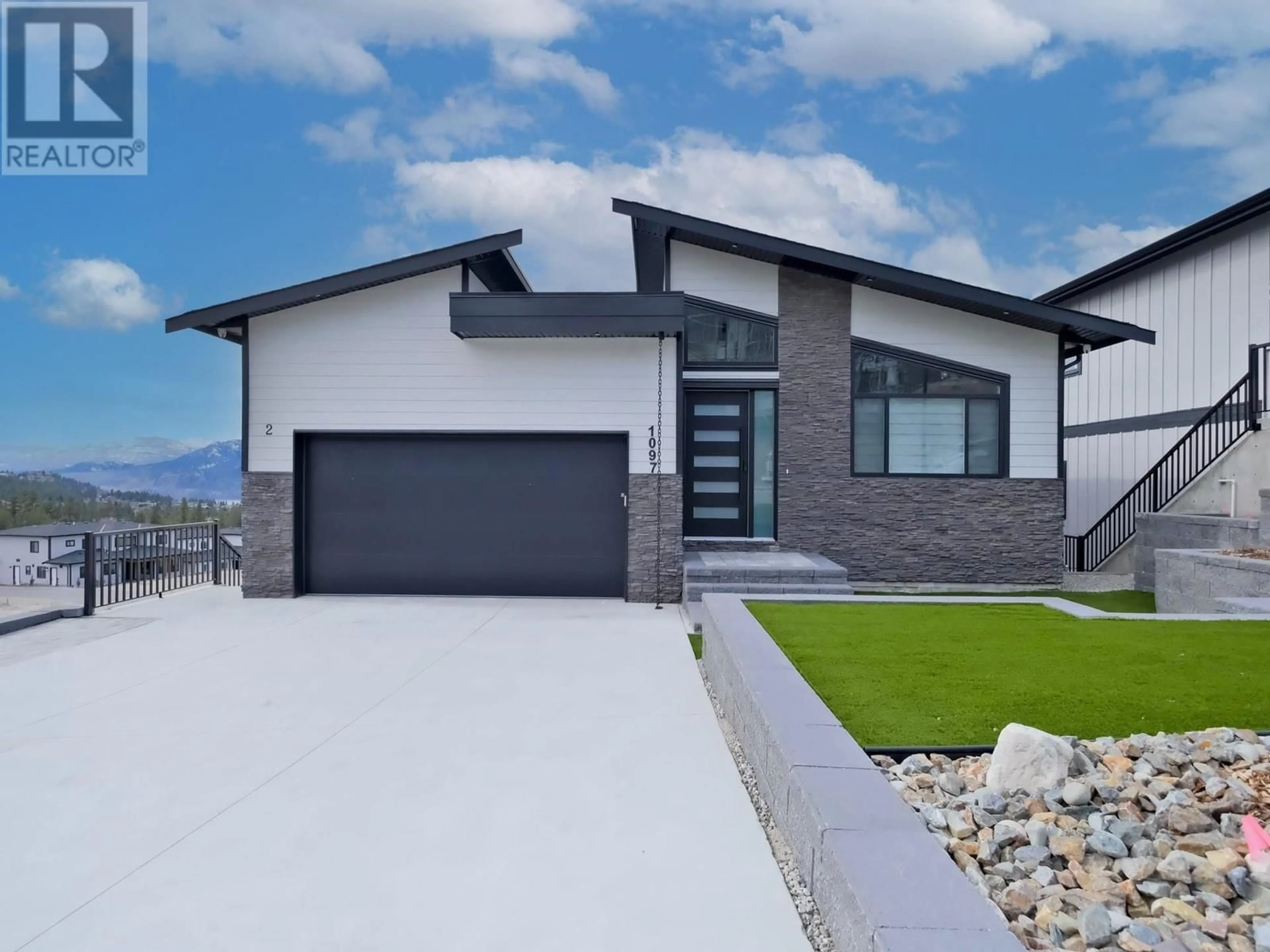 Home with vinyl exterior material, unknown for 1097 ANTLER DRIVE, Penticton British Columbia V2A0C8
