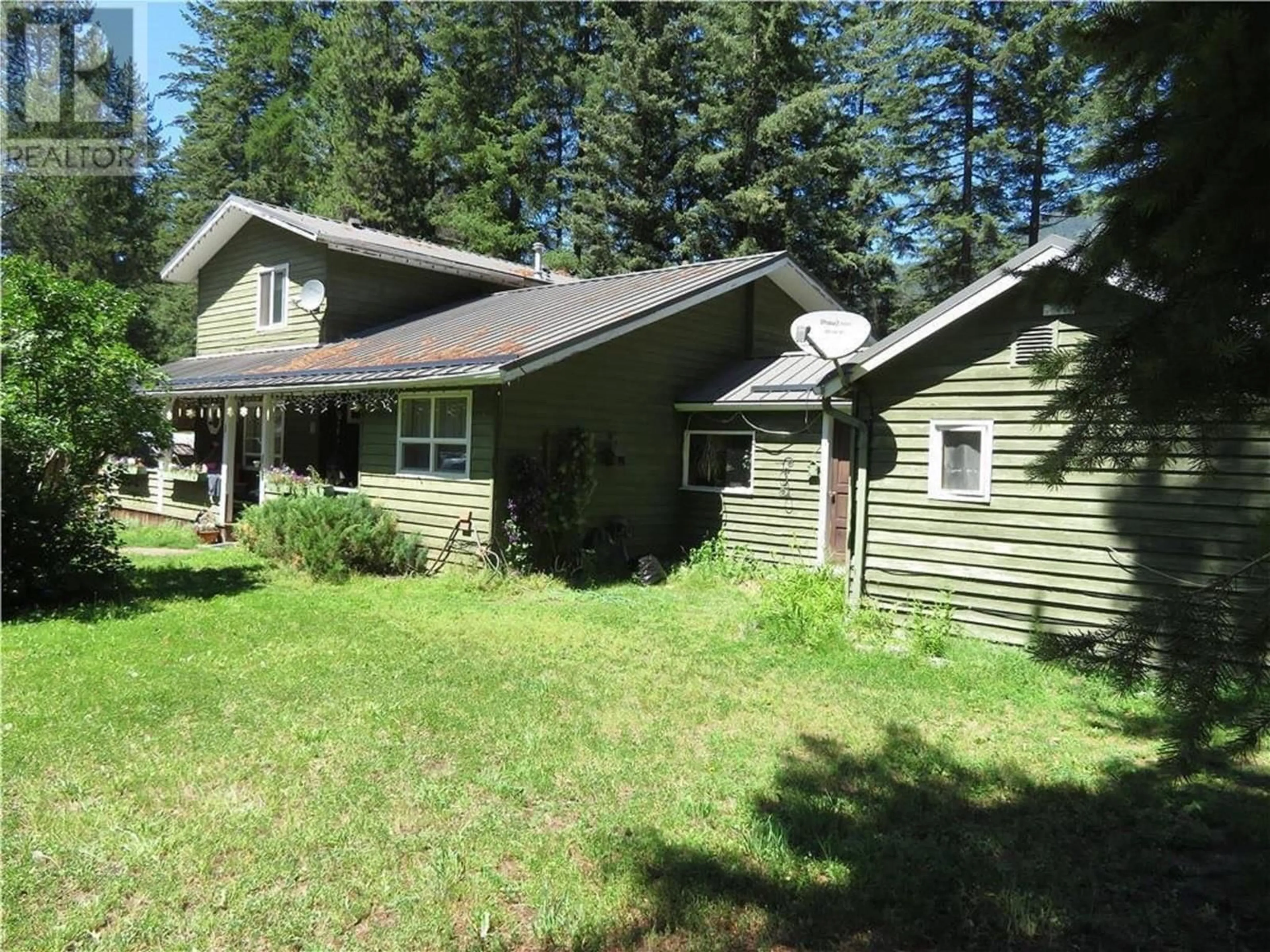 A pic from outside/outdoor area/front of a property/back of a property/a pic from drone, unknown for 1157 HIGHWAY 6 HIGHWAY EAST, Cherryville British Columbia V0E2G1