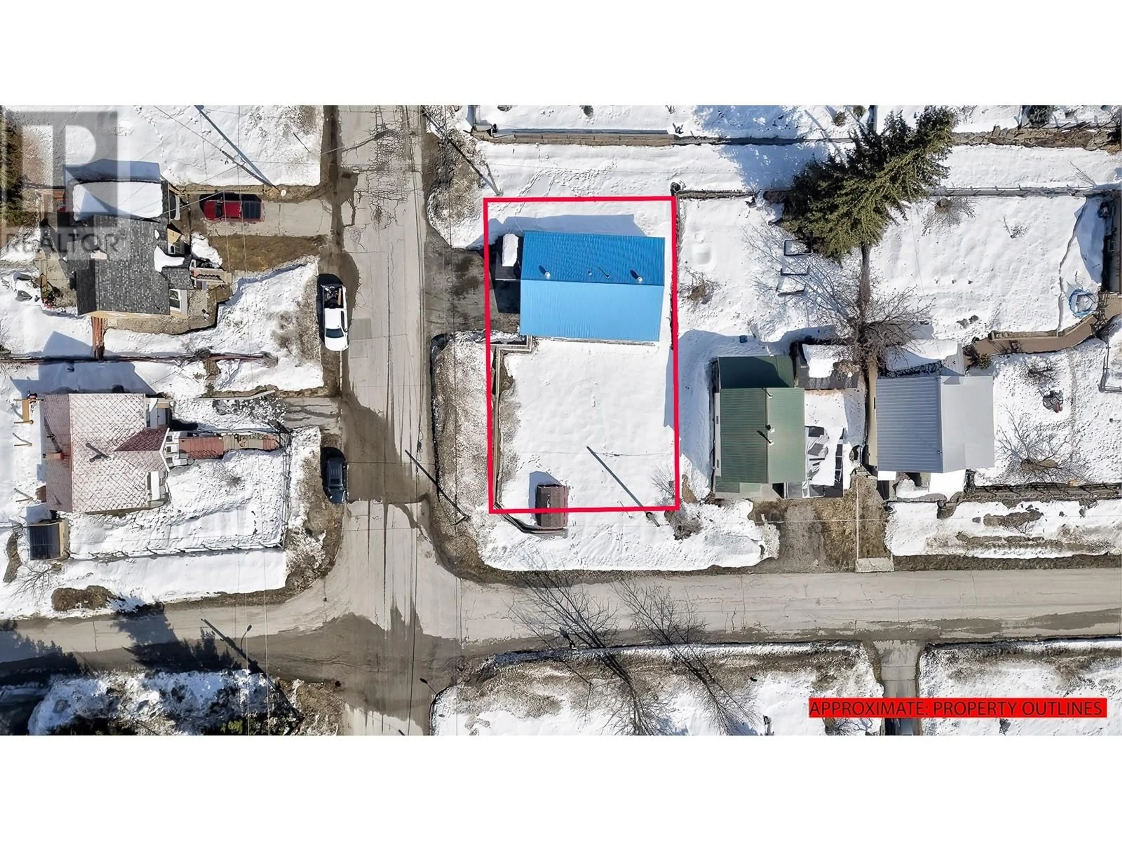 A pic from outside/outdoor area/front of a property/back of a property/a pic from drone, building for 1740 NEVADA STREET, Rossland British Columbia V0G1Y0