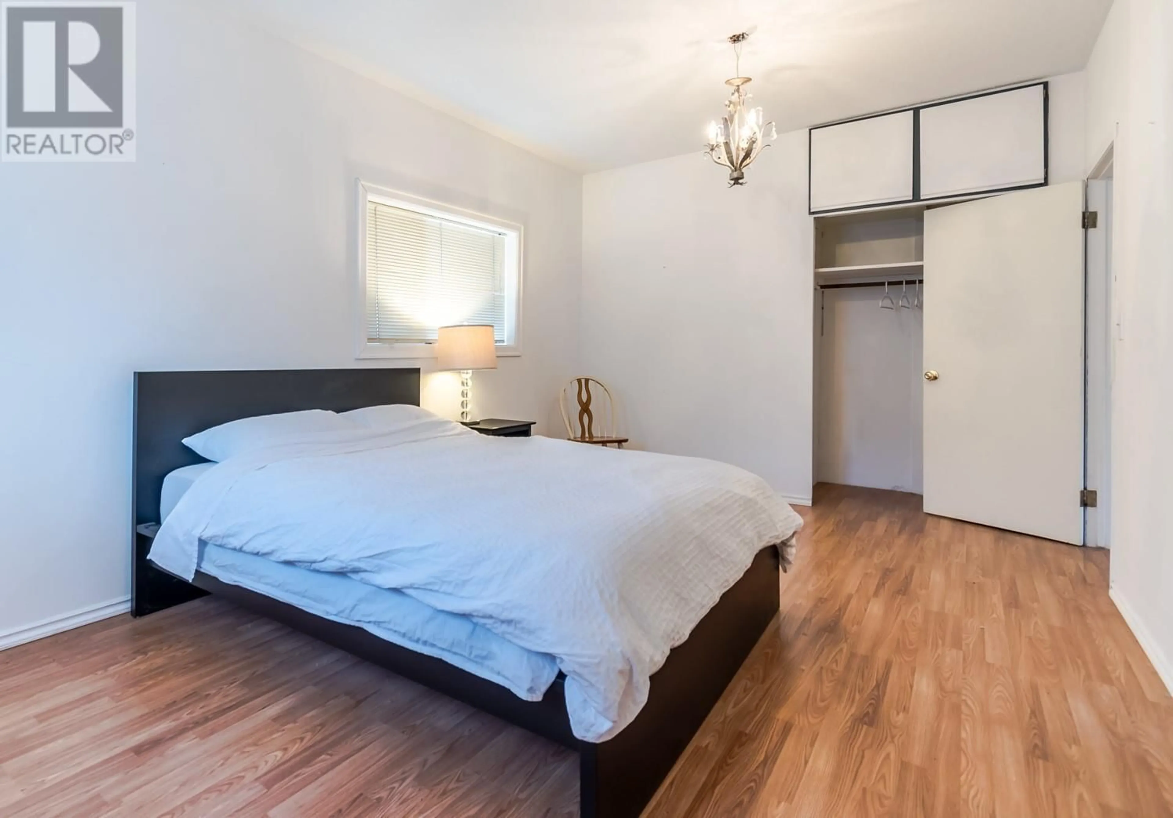 Bedroom with bed, wood/laminate floor for 760 FOSTER DRIVE, Lillooet British Columbia V0K1V0