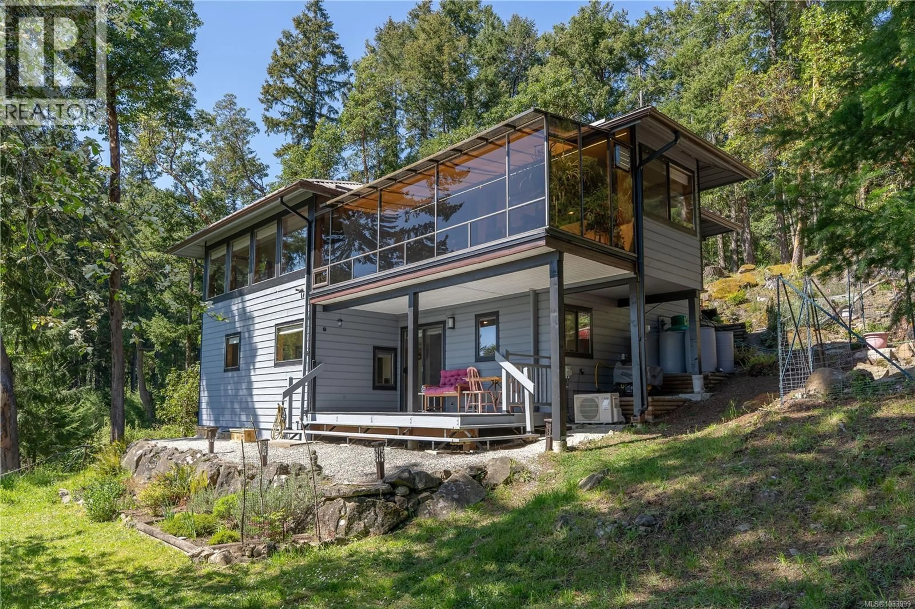 Home with vinyl exterior material, unknown for 113 QUAIL CRESCENT, Salt Spring British Columbia V8K1H1