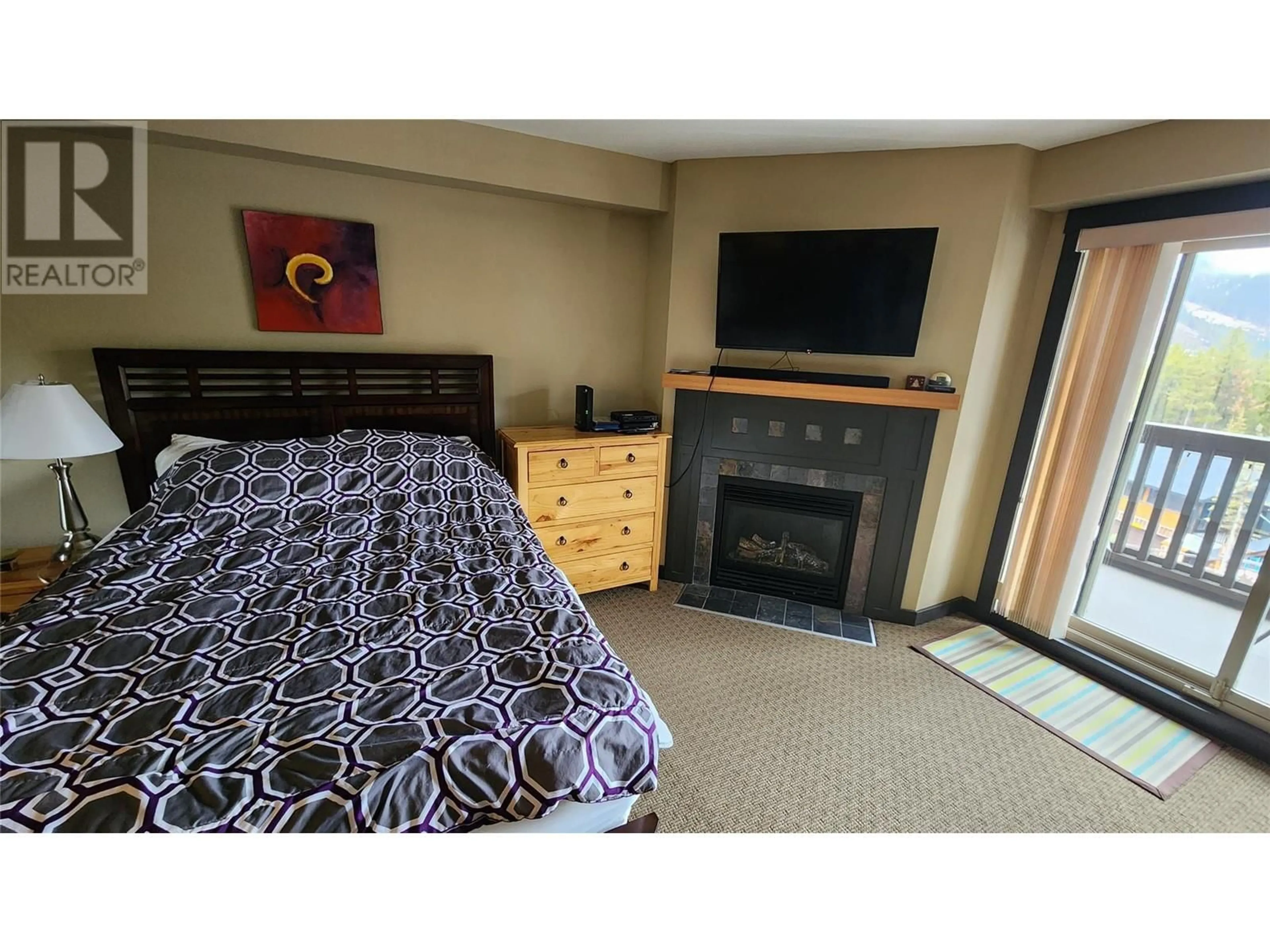 A pic of a room for 310 - 2064 SUMMIT DRIVE, Panorama British Columbia V0A1T0