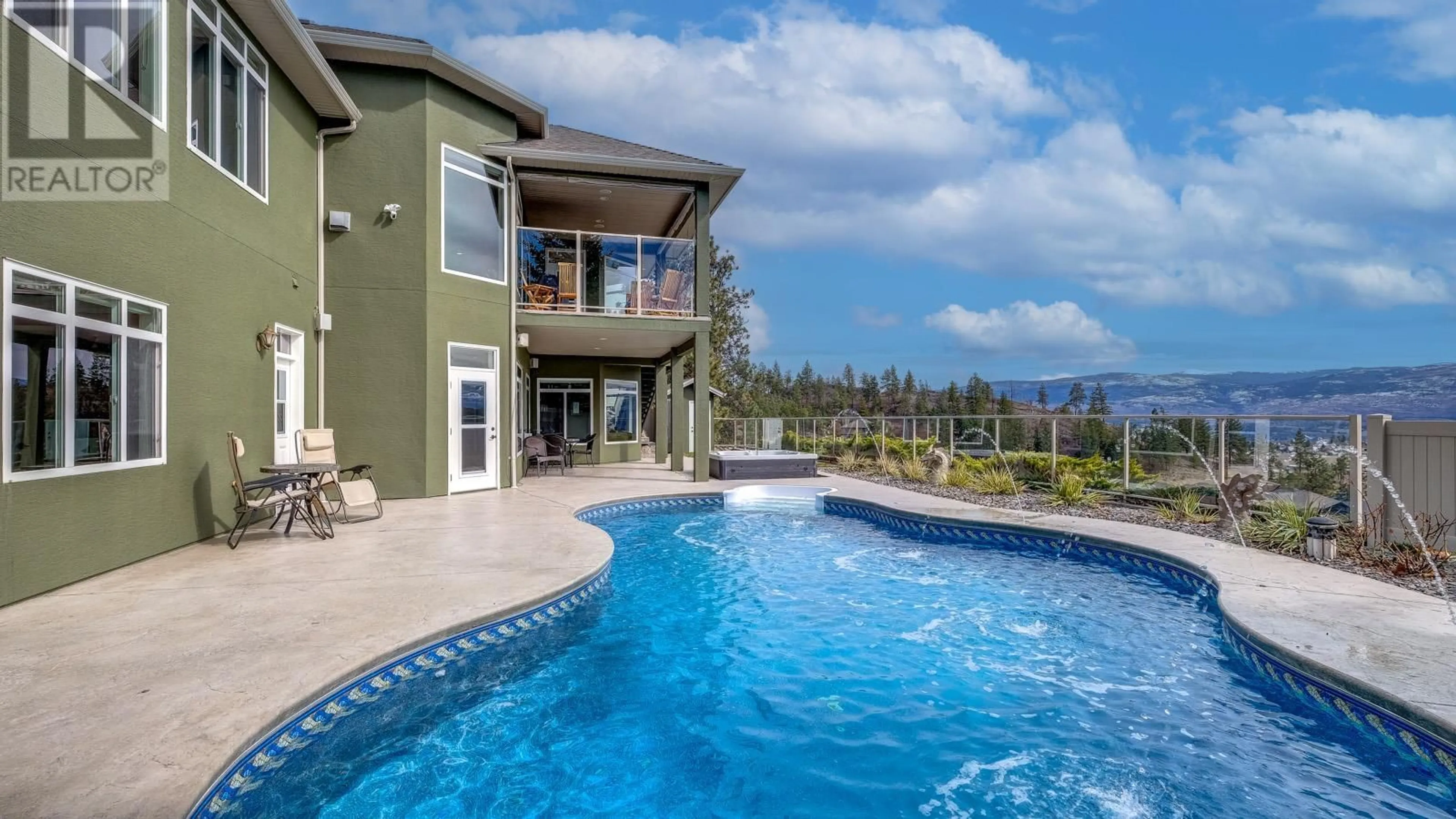 Pool for 1118 PEAK POINT DRIVE, West Kelowna British Columbia V1Z4A9