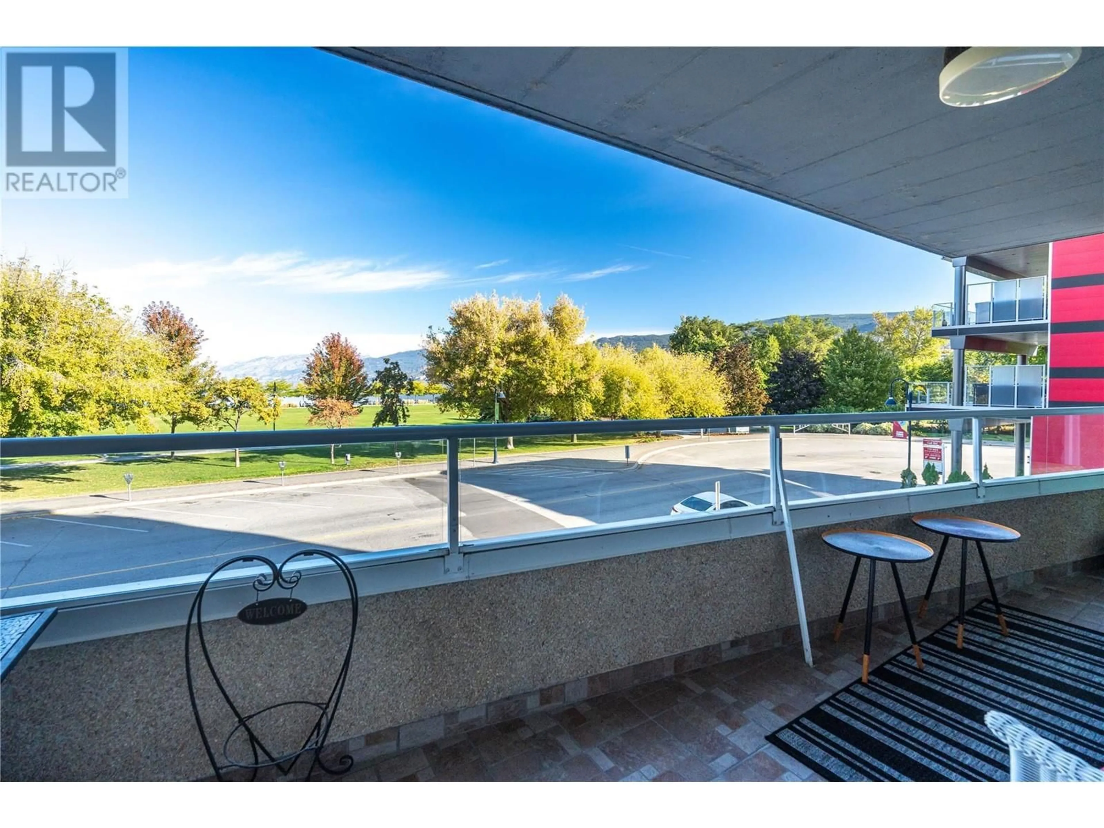 Patio, water/lake/river/ocean view for 202 - 86 LAKESHORE DRIVE, Penticton British Columbia V2A1B5