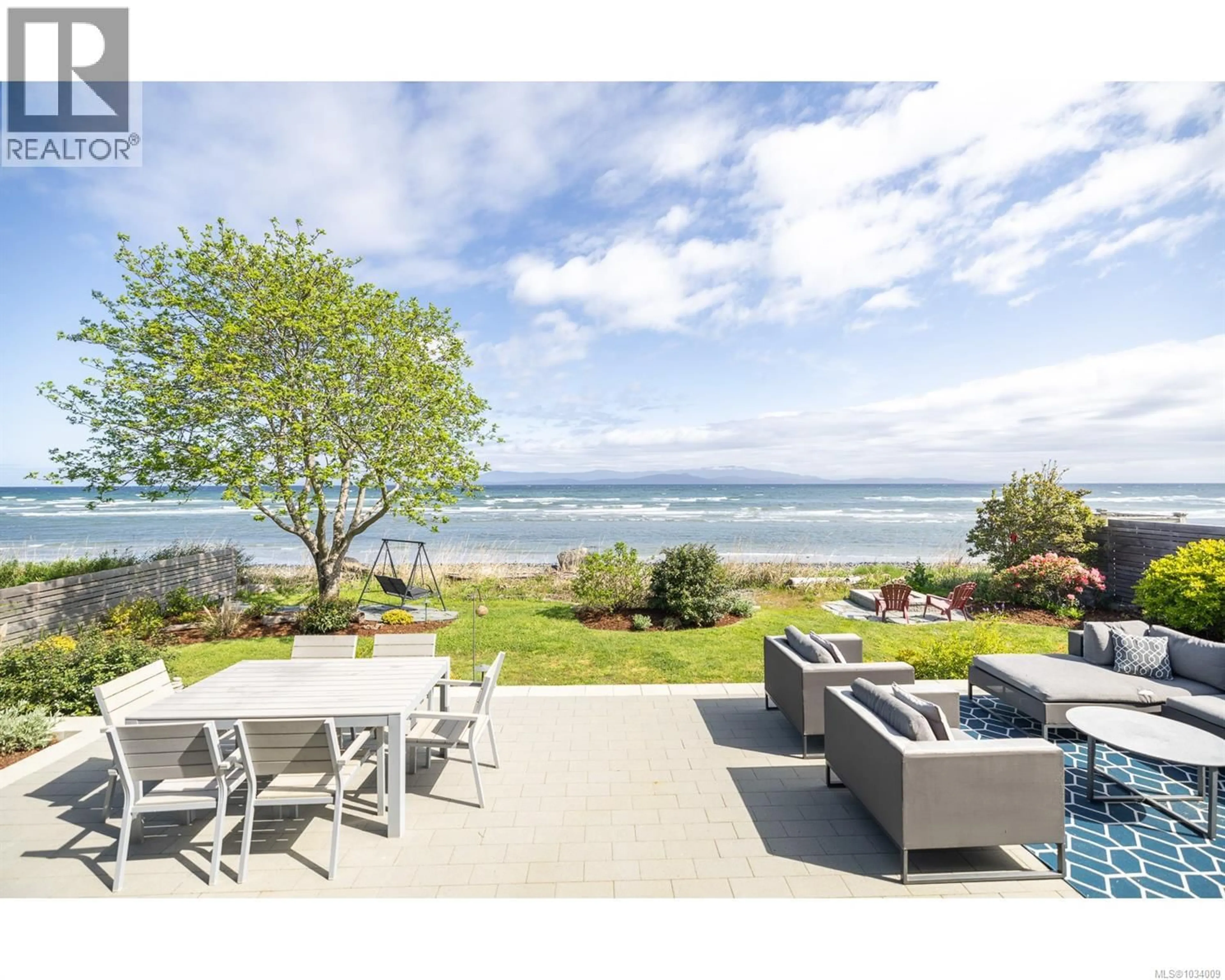 Patio, water/lake/river/ocean view for 1039 SEACREST PLACE, Qualicum Beach British Columbia V9K1E7