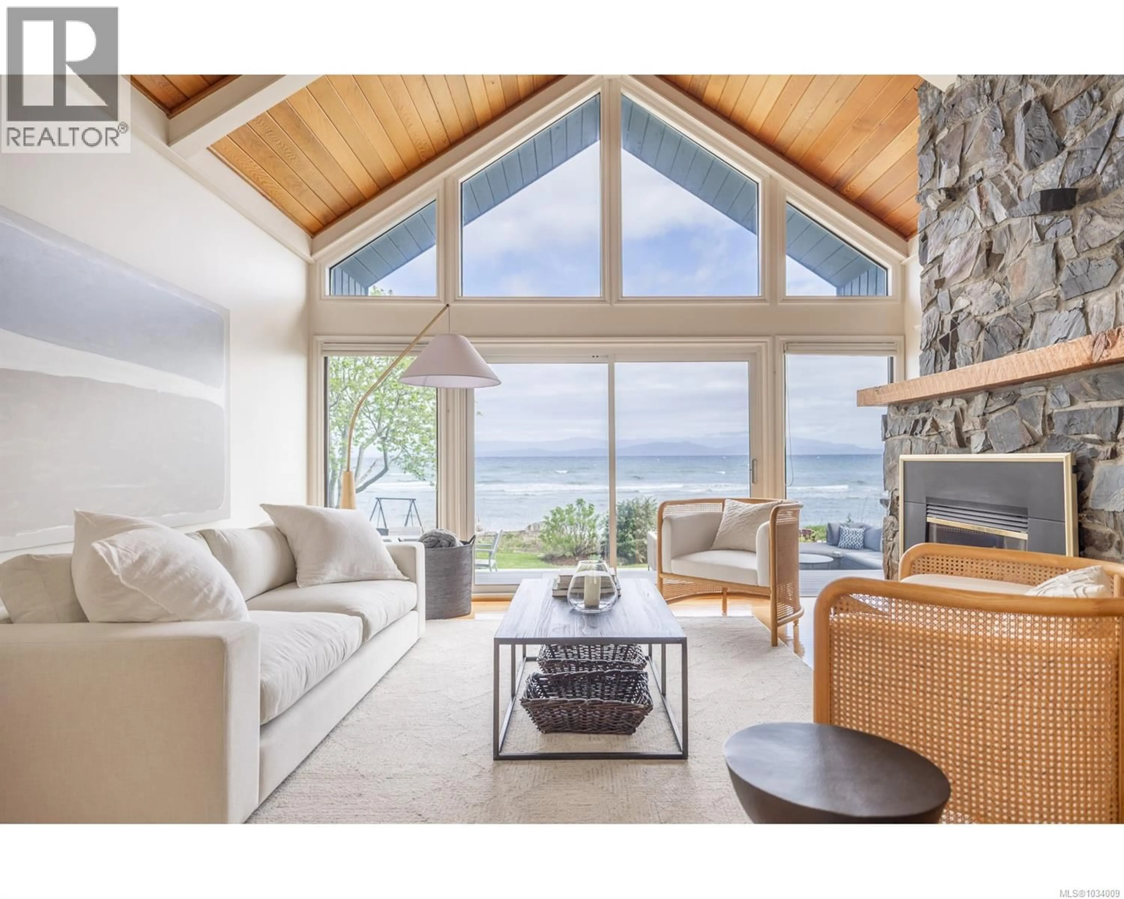 Living room with furniture, unknown for 1039 SEACREST PLACE, Qualicum Beach British Columbia V9K1E7